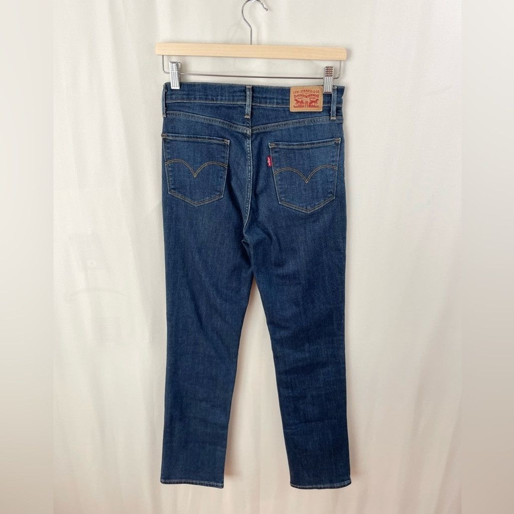 Levi's Levi's 724 High Rise Straight Dark Distressed Jeans Size 27 Size 27" / US 4 / IT 40 - 3 Thumbnail