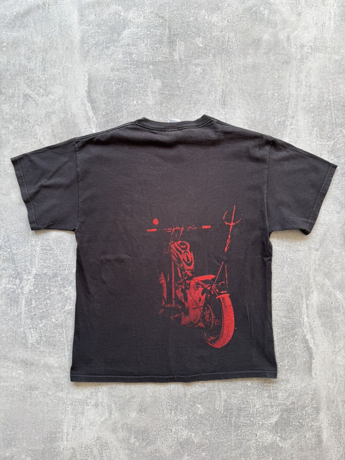 Harley Davidson × Vintage × West Coast Choppers Vintage Rare West Coast Choppers Biker Sun Faded Tee Size US L / EU 52-54 / 3 - 3 Thumbnail