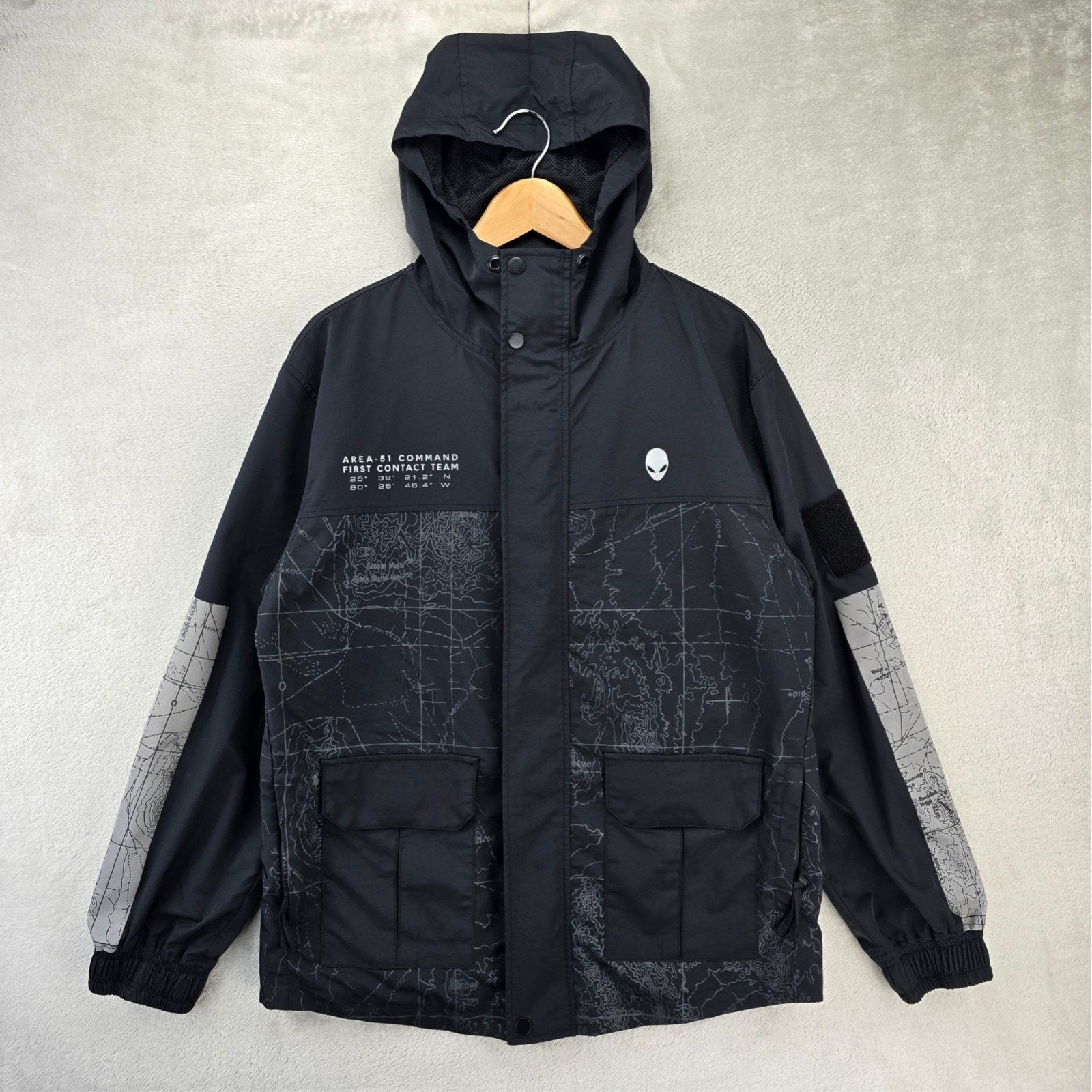 Other Alienware Windbreaker Jacket Small Area 51 Contact Gaming Size US S / EU 44-46 / 1 - 1 Thumbnail