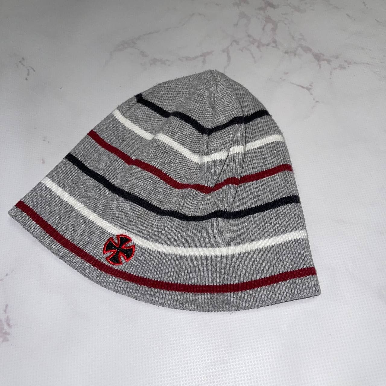 Independent Truck Co. Vintage Independent Truck Y2K skateboarding Beanie Size ONE SIZE - 3 Thumbnail