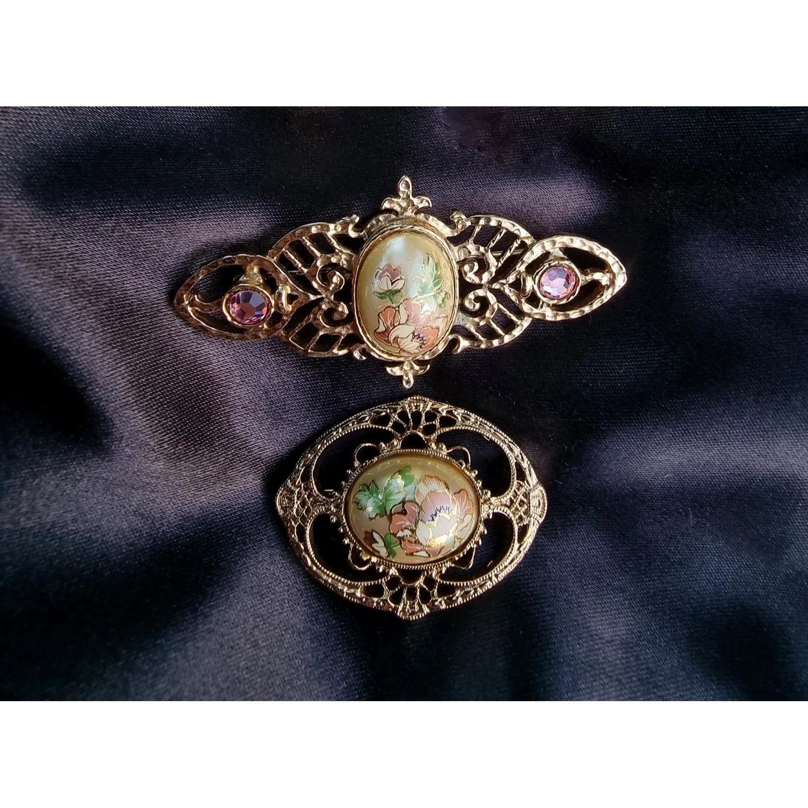 Vintage Vintage 1928 Floral Enamel Brooch Set Gold-Tone Filigree Size ONE SIZE - 2 Thumbnail