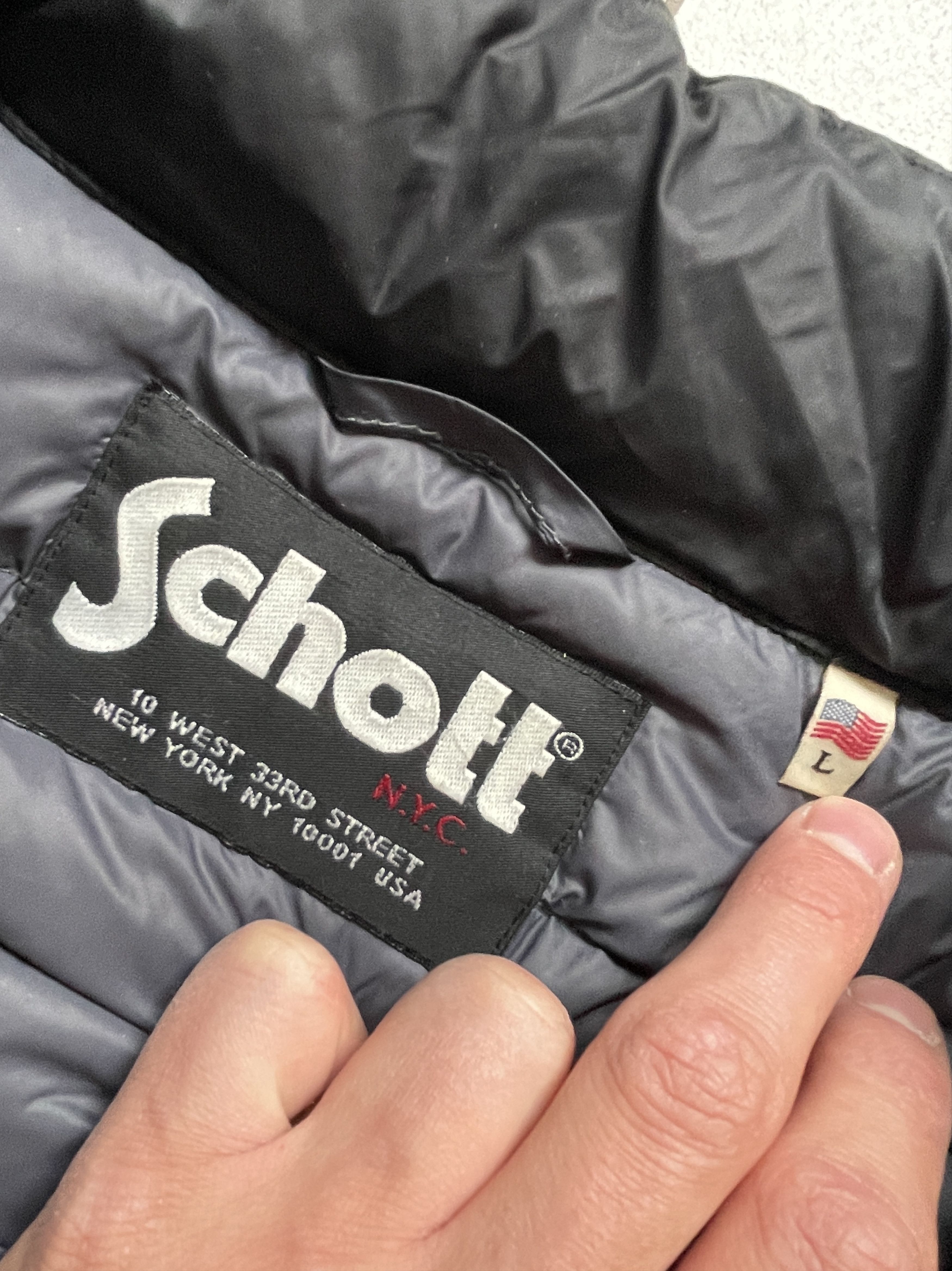 Schott SCHOTT USA BLACK SLIM FIT PUFFER JACKET Size US L / EU 52-54 / 3 - 3 Thumbnail