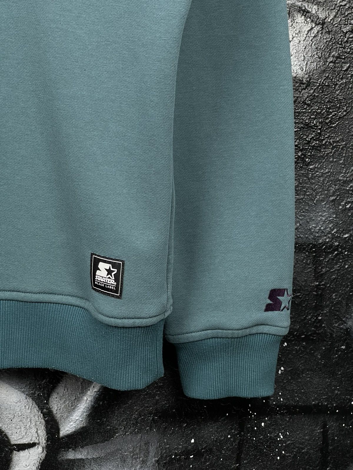 Starter Starter Throwback Crewneck Sweater Men’s Size L Size US L / EU 52-54 / 3 - 6 Thumbnail