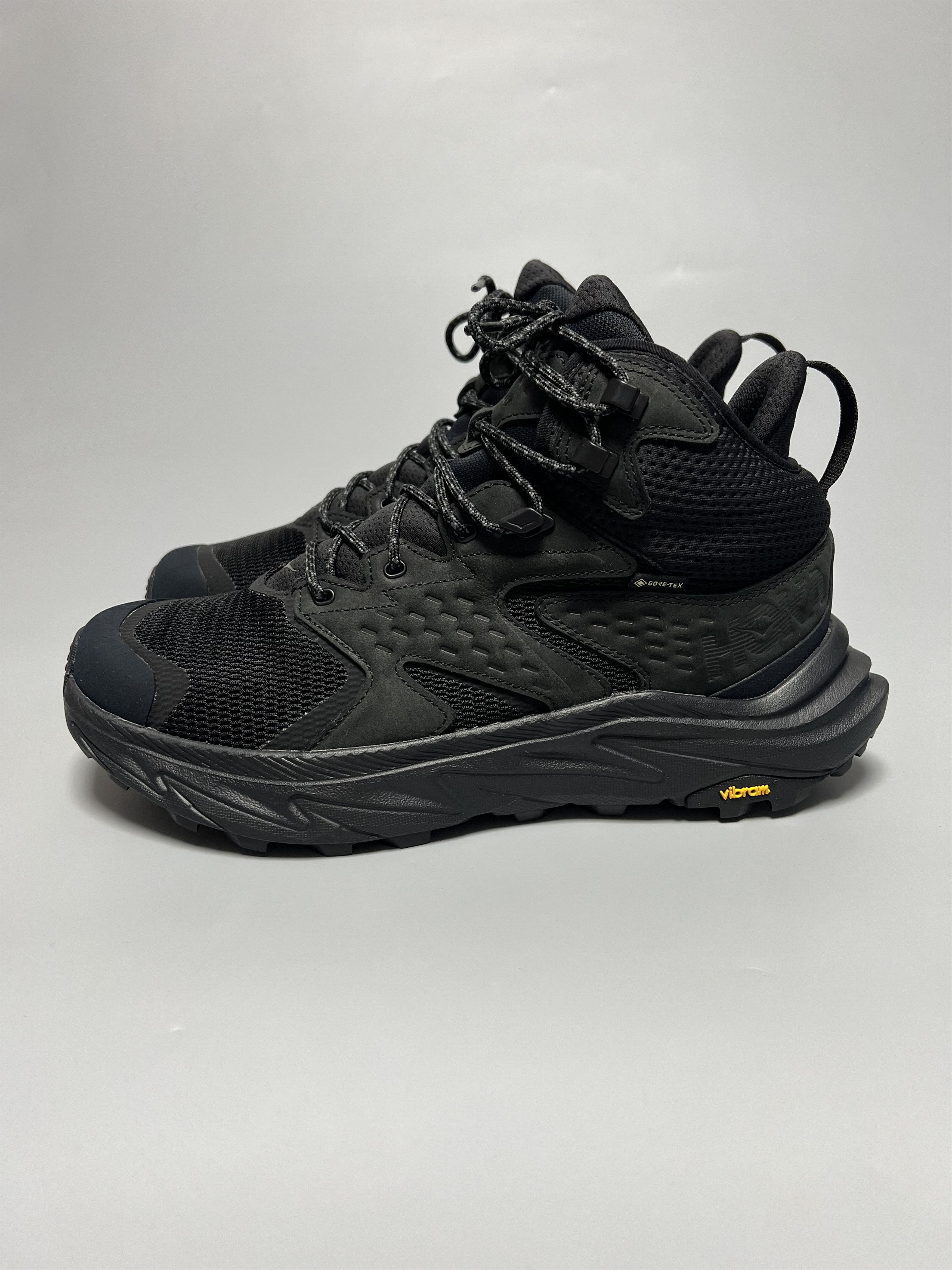10D Hoka One One Anacapa 2 Mid GTX Hiking Shoes