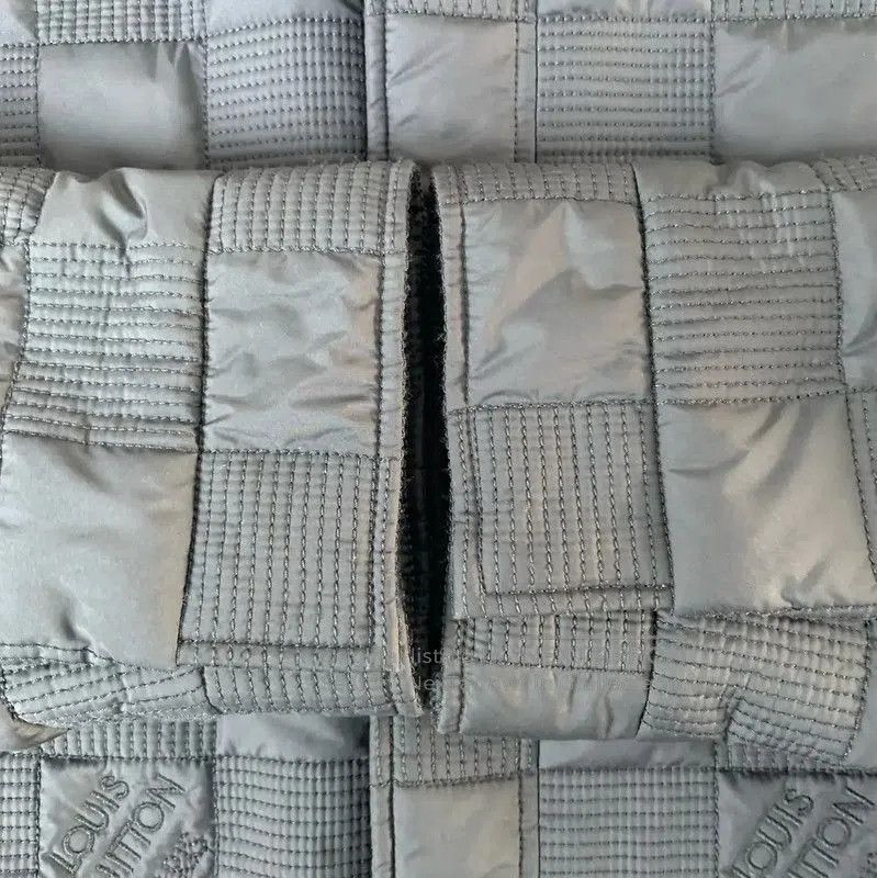 Louis Vuitton Louis Vuitton Gray Logo Men's Short Jacket . Size US M / EU 48-50 / 2 - 4 Thumbnail