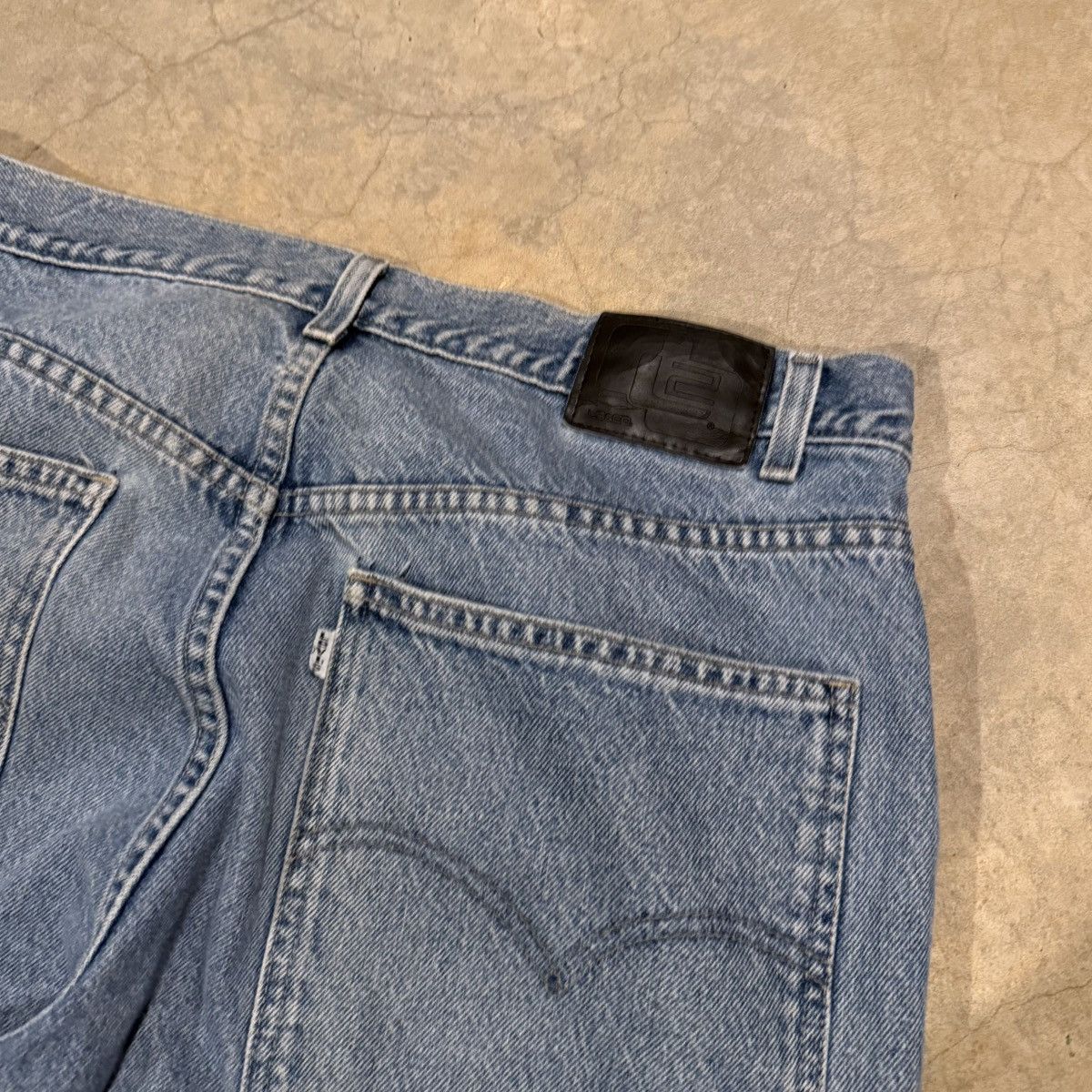 Levi's 1990s Levi’s L2 Silver Tab Distressed Baggy Carpenter Jeans Size US 36 / EU 52 - 7 Thumbnail