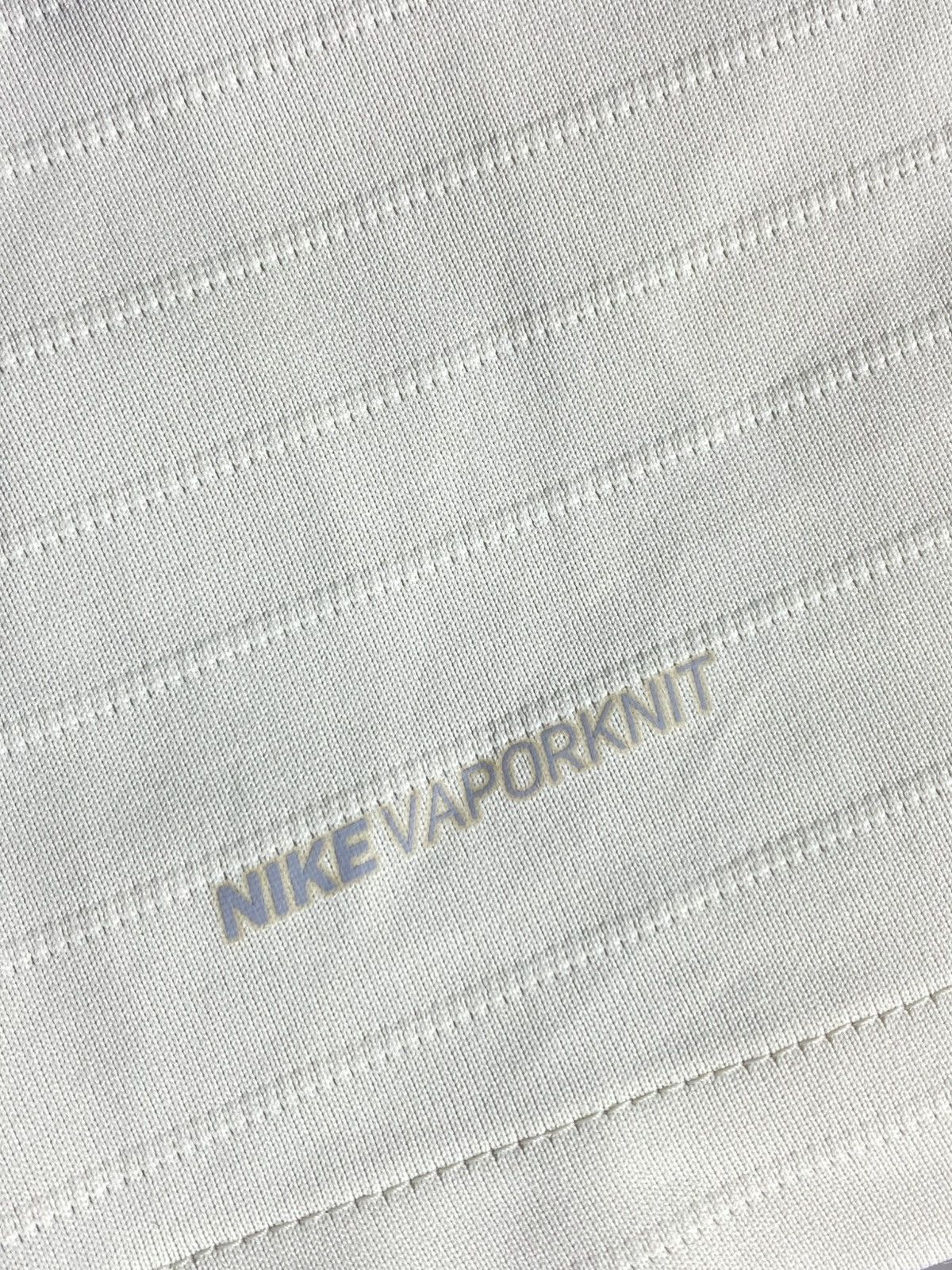 Nike Nike Vaporknit PSG Paris Saint Germain 2018/19 Away Jersey Size US S / EU 44-46 / 1 - 14 Thumbnail