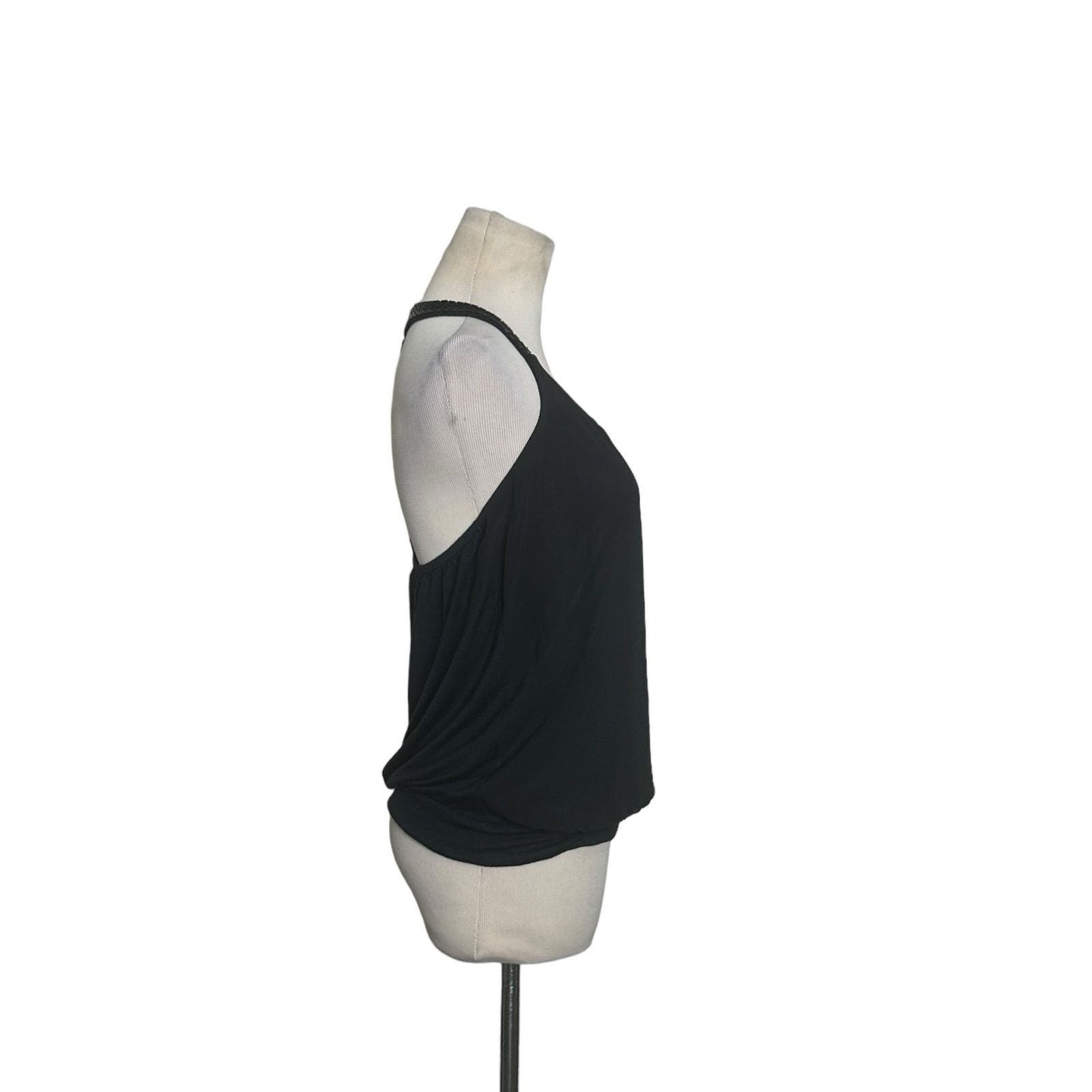 Express Express black racer back sequin details blouse size Small Size S / US 4 / IT 40 - 9 Thumbnail