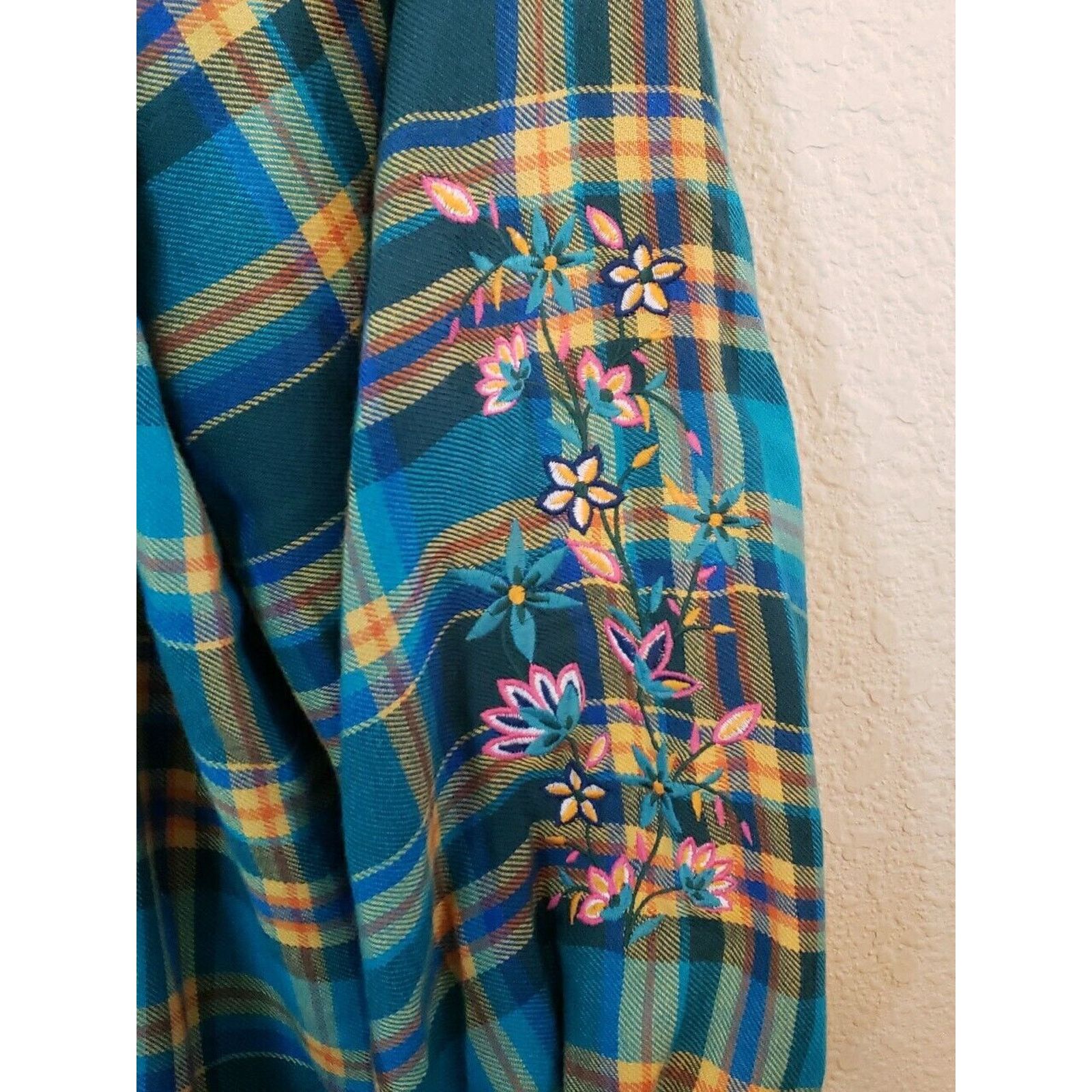 Other The Pioneer Woman Large Blue Plaid Floral Embroidery Top Size L / US 10 / IT 46 - 2 Thumbnail