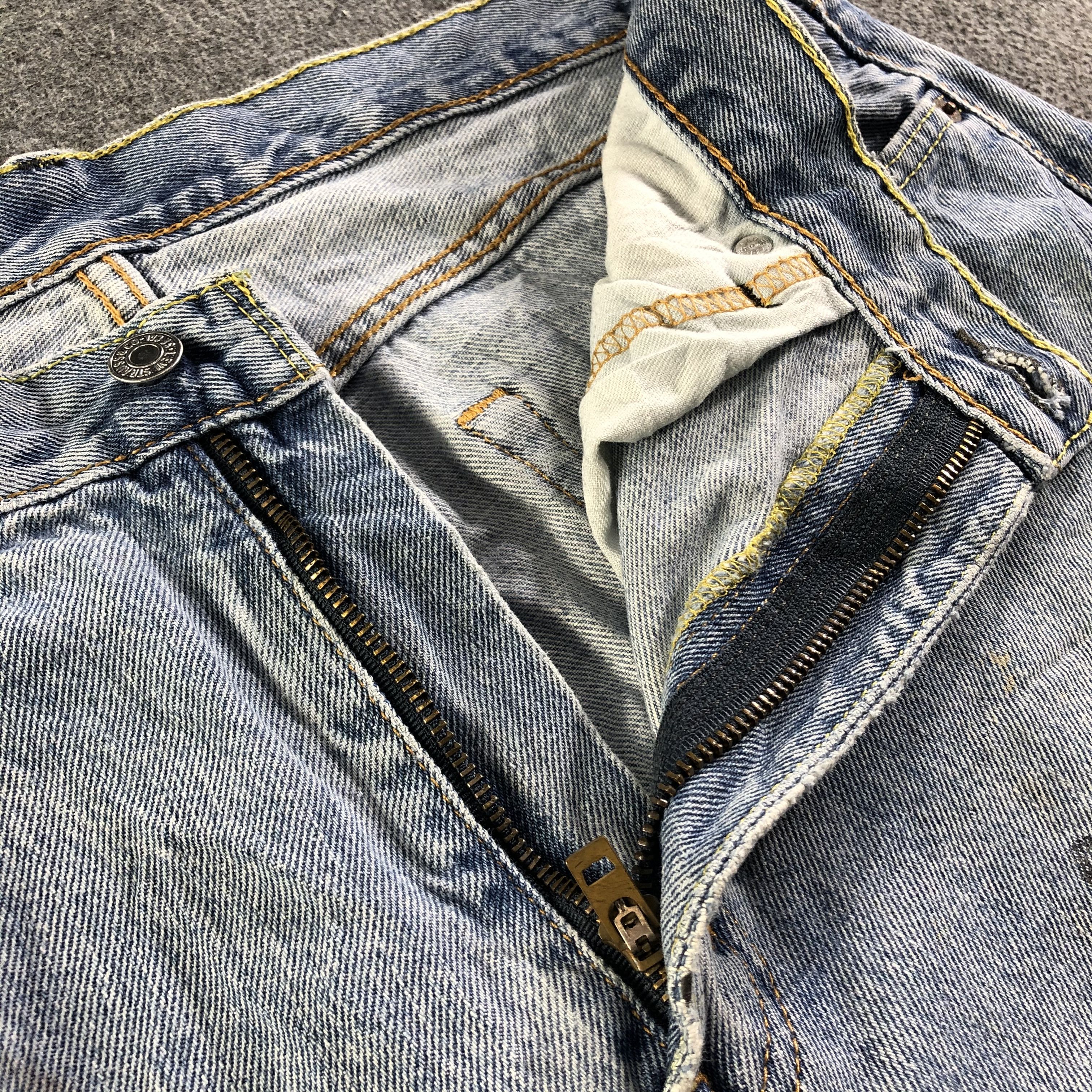 Levi's Vintage Light Wash Levis 505 Jeans-J4326 Size US 36 / EU 52 - 10 Thumbnail