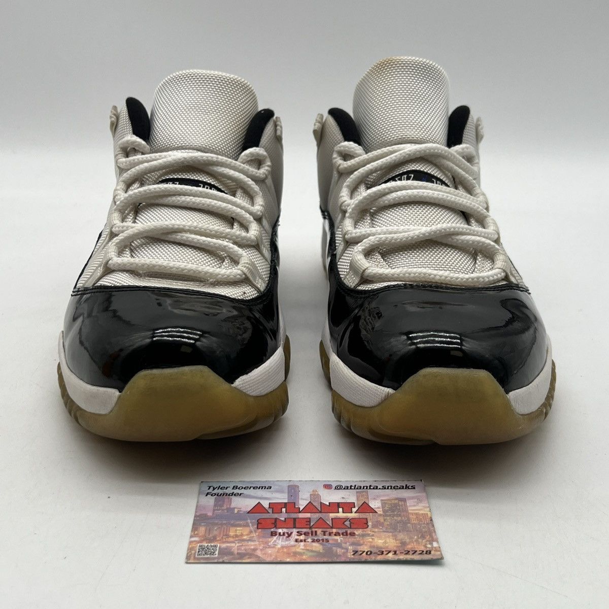 Jordan Brand Air Jordan 11 low Corcord Size US 10.5 / EU 43-44 - 2 Thumbnail