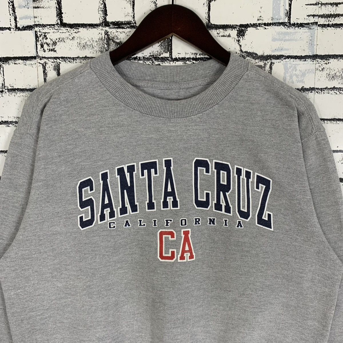 Designer × Santa Cruz Skateboards × Vintage Vintage Santa Cruz California Sweatshirt Crewneck Medium Size US M / EU 48-50 / 2 - 2 Thumbnail