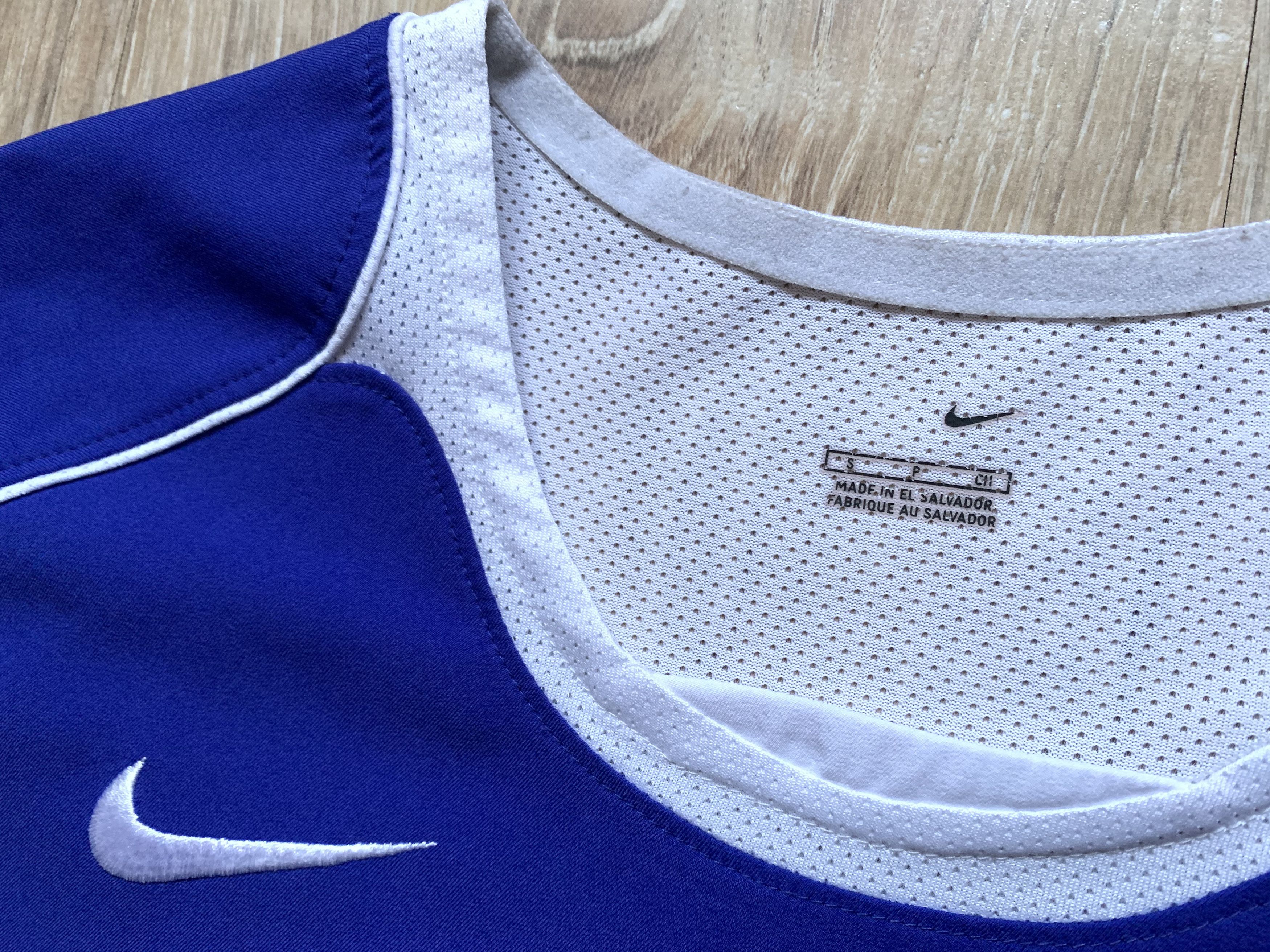 Nike × Vintage Kids Vintage Nike Brazil Away Shirt 2004-2006 Size US XXS / EU 40 - 6 Thumbnail