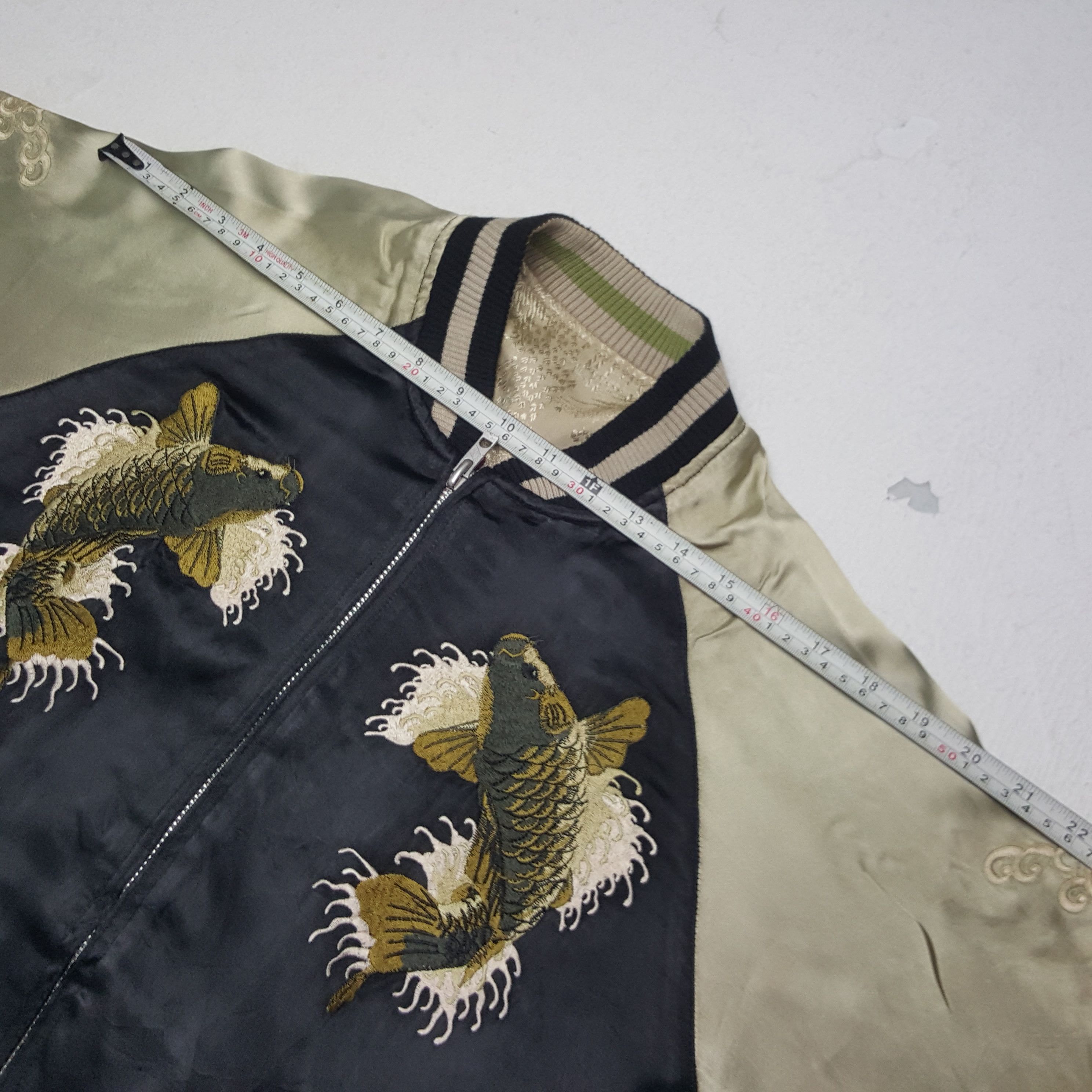 Vintage Vintage Sukajan Fish Koi Embroidery Japan Reversible Jacket Size US M / EU 48-50 / 2 - 10 Thumbnail