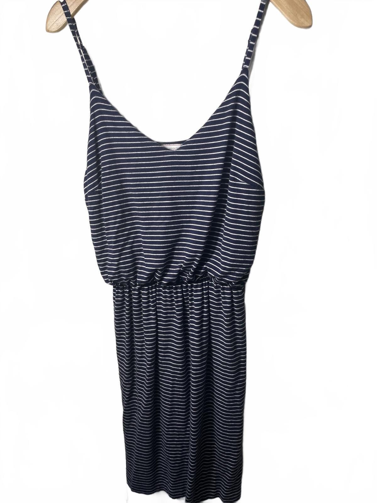 Gap Gap Dress Women's Small Navy Blue White Striped Casual EUC Size S / US 4 / IT 40 - 1 Thumbnail