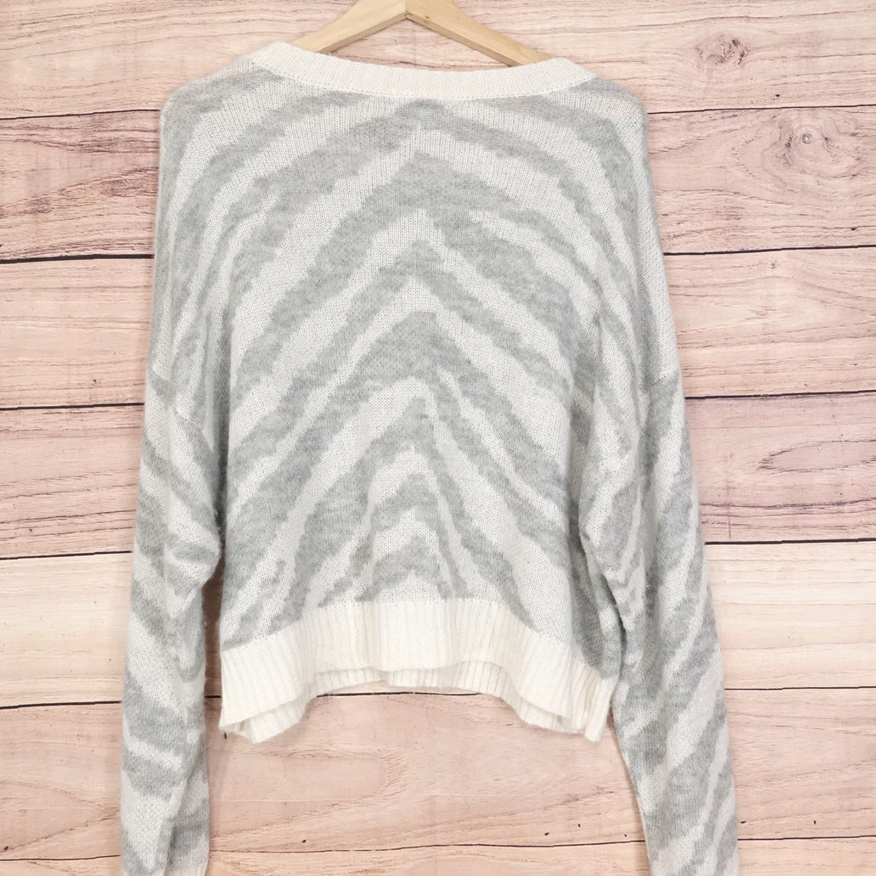 American Eagle Outfitters Vintage American Eagle Women's Sweater Pullover Baggy Baggy Long Sleeve Striped Casual Size M Gray Size M / US 6-8 / IT 42-44 - 3 Thumbnail