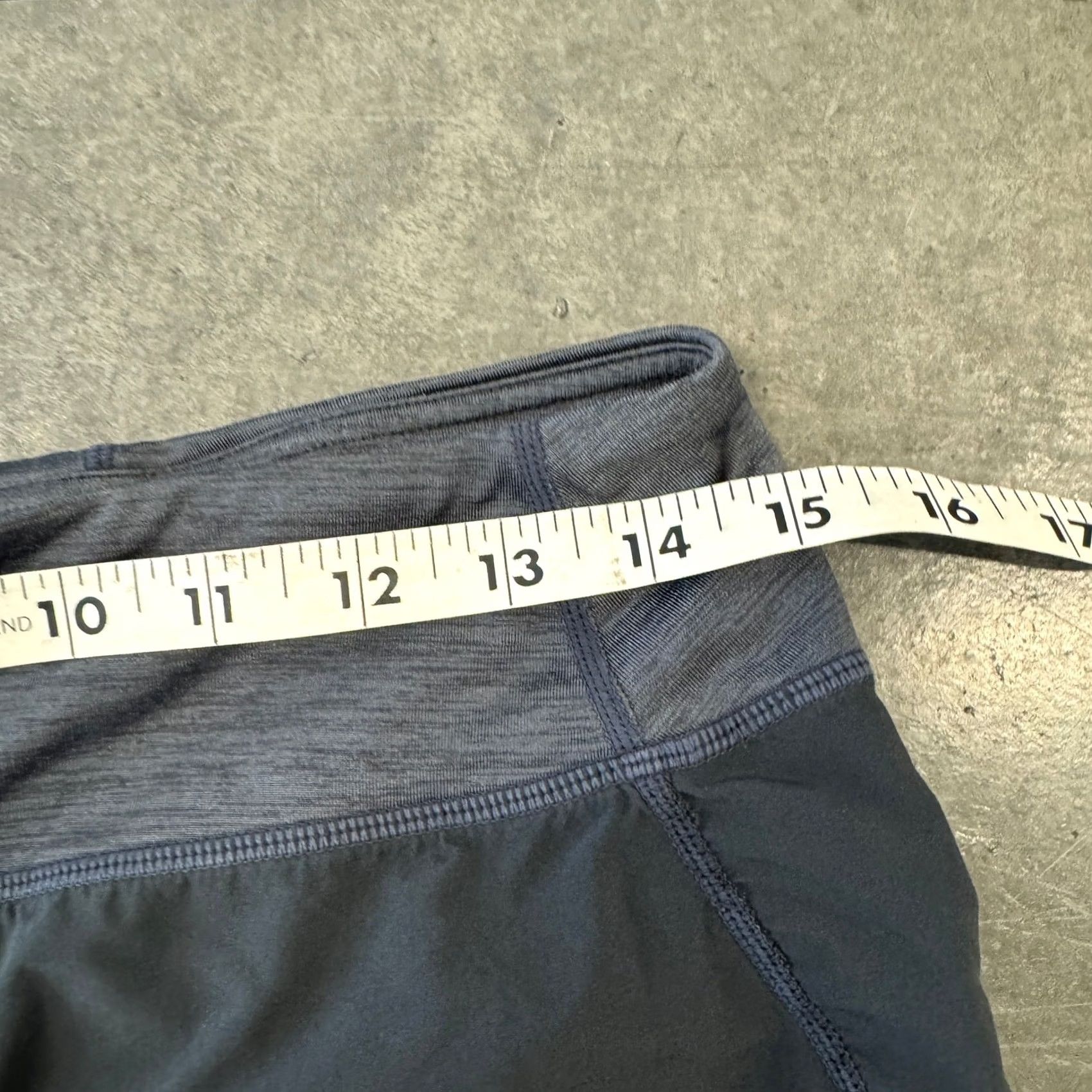 Speedo VINTAGE Y2K Grey Speed Racer Black Workout Athletic Yoga Shorts M Women Size 32" / US 10 / IT 46 - 4 Thumbnail