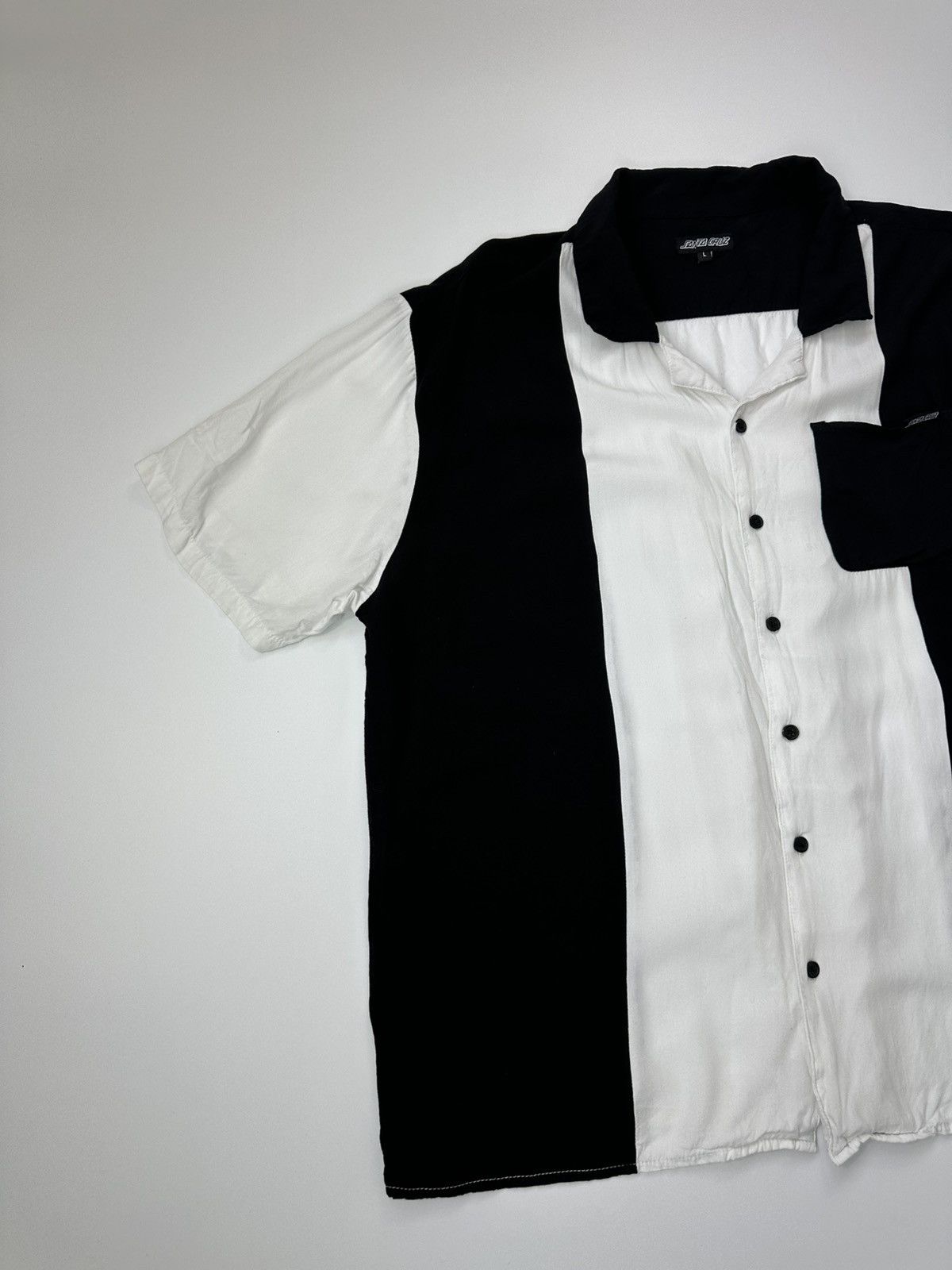 Santa Cruz Skateboards Santa Cruz Shirt Casual Fit Men's Size US L / EU 52-54 / 3 - 3 Thumbnail