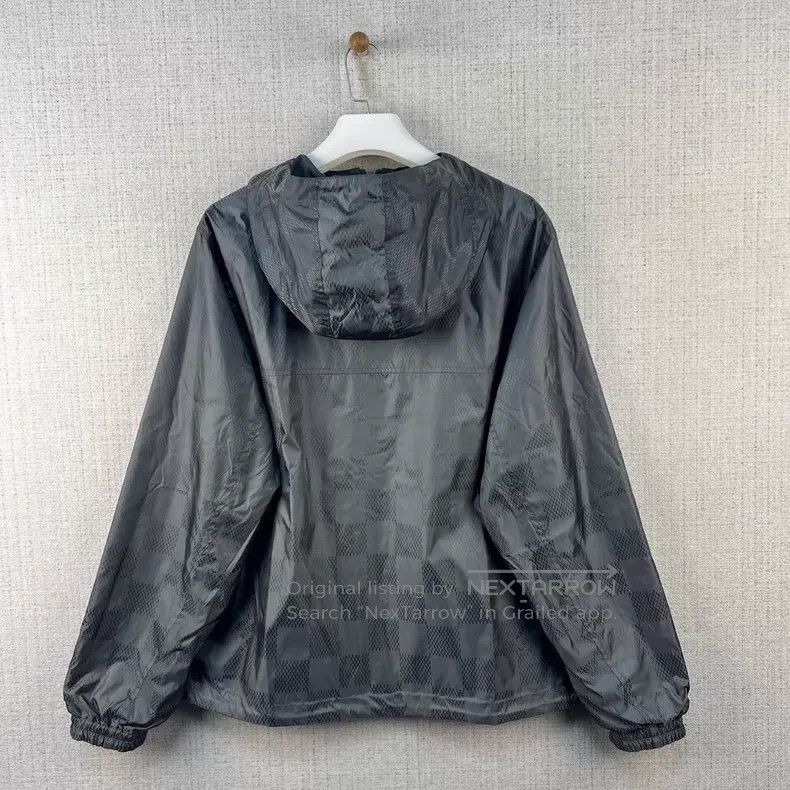 Louis Vuitton Louis Vuitton Solid leather logo zip-up hooded long-sleeve Size US L / EU 52-54 / 3 - 4 Thumbnail