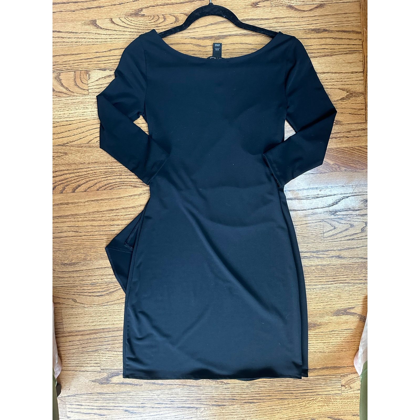 White House Black Market white house black market 3/4 sleeve wrap dress XXS black Size XXS / US 00 / IT 34 - 2 Thumbnail