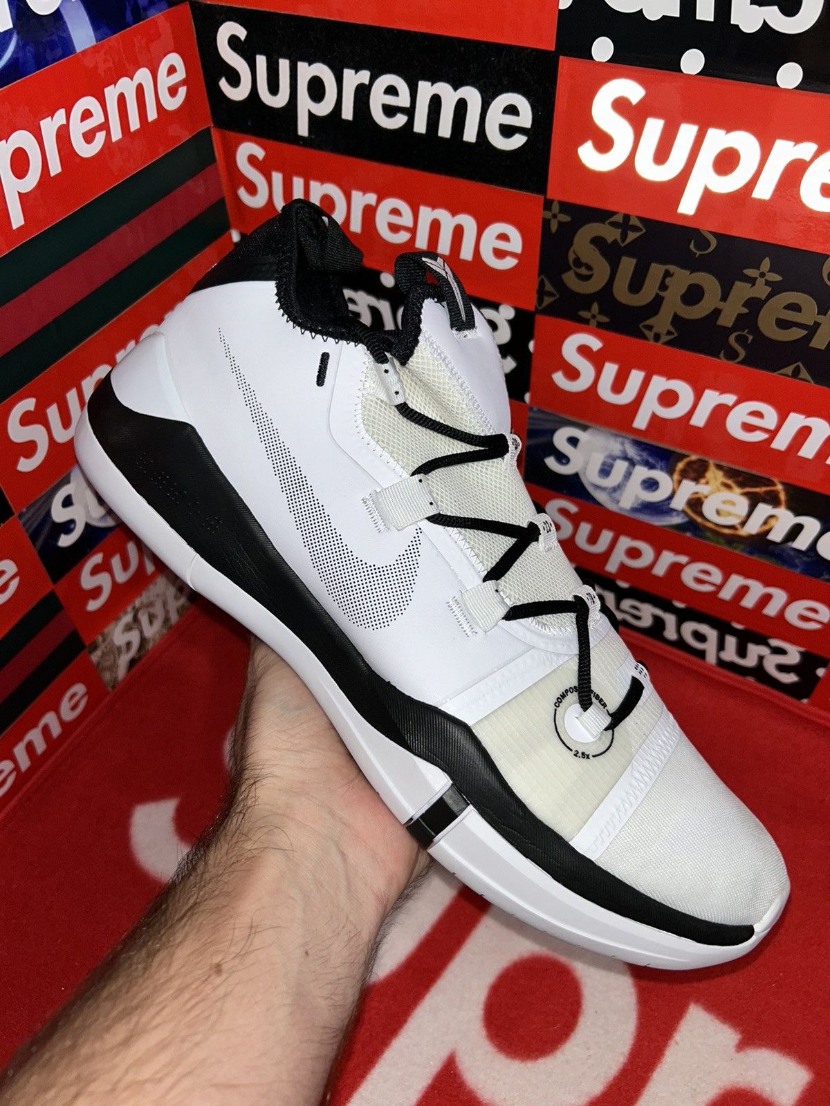 Nike Nike Kobe A.D. Exodus TB ‘White Black’ AT3874-101 size 13.5 Size US 13 / EU 46 - 8 Thumbnail