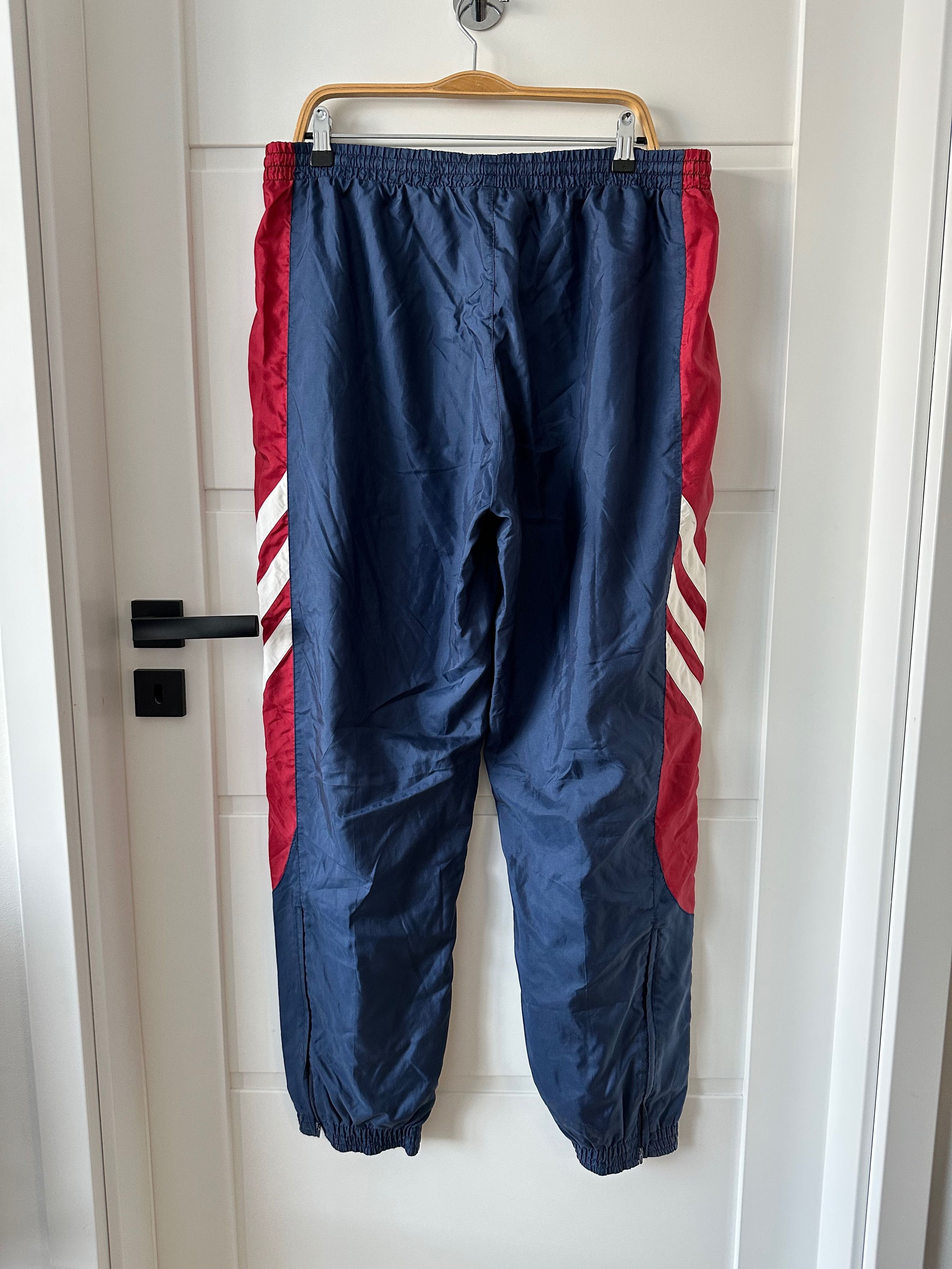 Adidas 90's ADIDAS Nylon athletic joggers pants navy Size US 33 - 5 Thumbnail