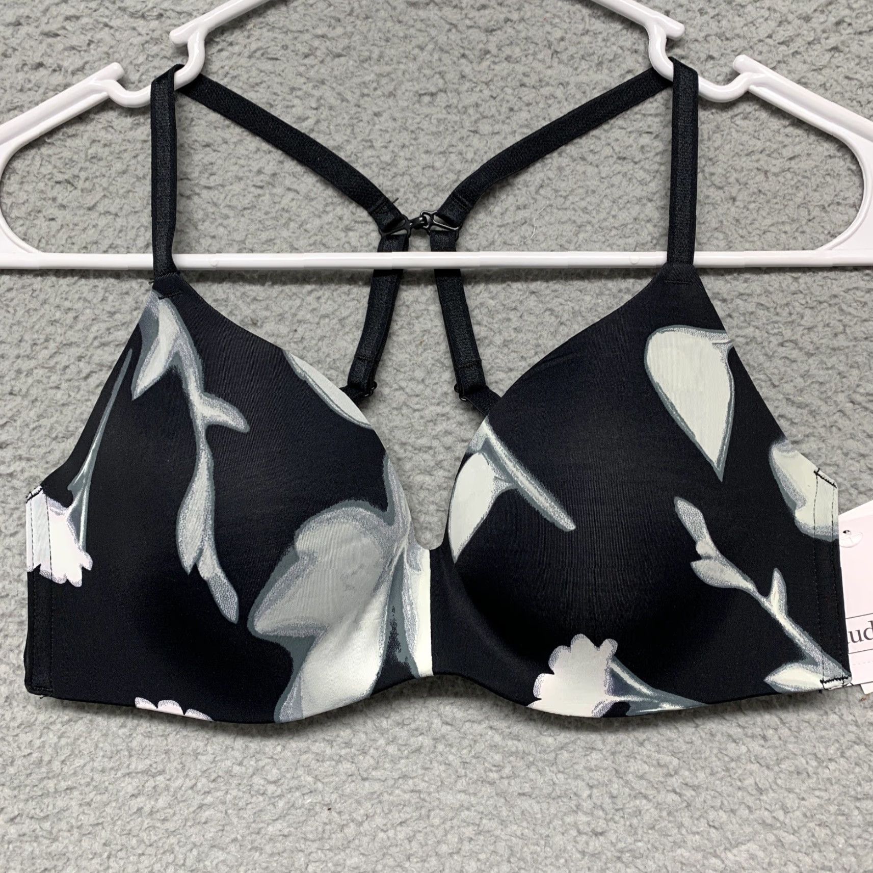 Vintage Auden Bra 32C Black Green Floral Lined Wireless Adjustable Straps NWT Women Cup C Modern T-Shirt Racerback Size ONE SIZE - 5 Thumbnail