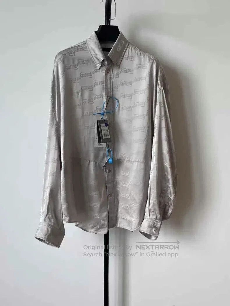 Balenciaga Balenciaga All-over letter logo long-sleeve shirt Size S / US 4 / IT 40 - 1 Thumbnail