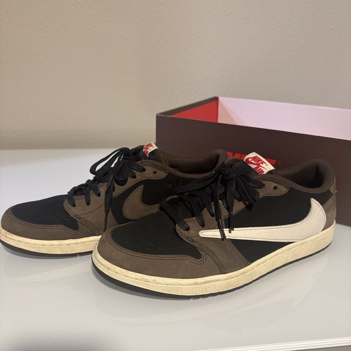 Nike × Travis Scott Nike Air Jordan 1 Low OG SP Travis Scott Mocha Size 12.5 Size US 12.5 / EU 45-46 - 7 Thumbnail
