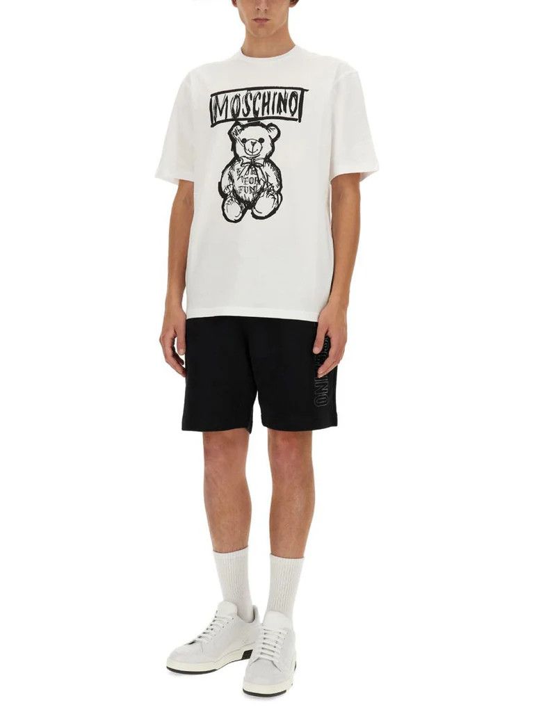 Moschino o1s22i1n0924 Short Sleeve T-Shirt in White Size US M / EU 48-50 / 2 - 2 Thumbnail