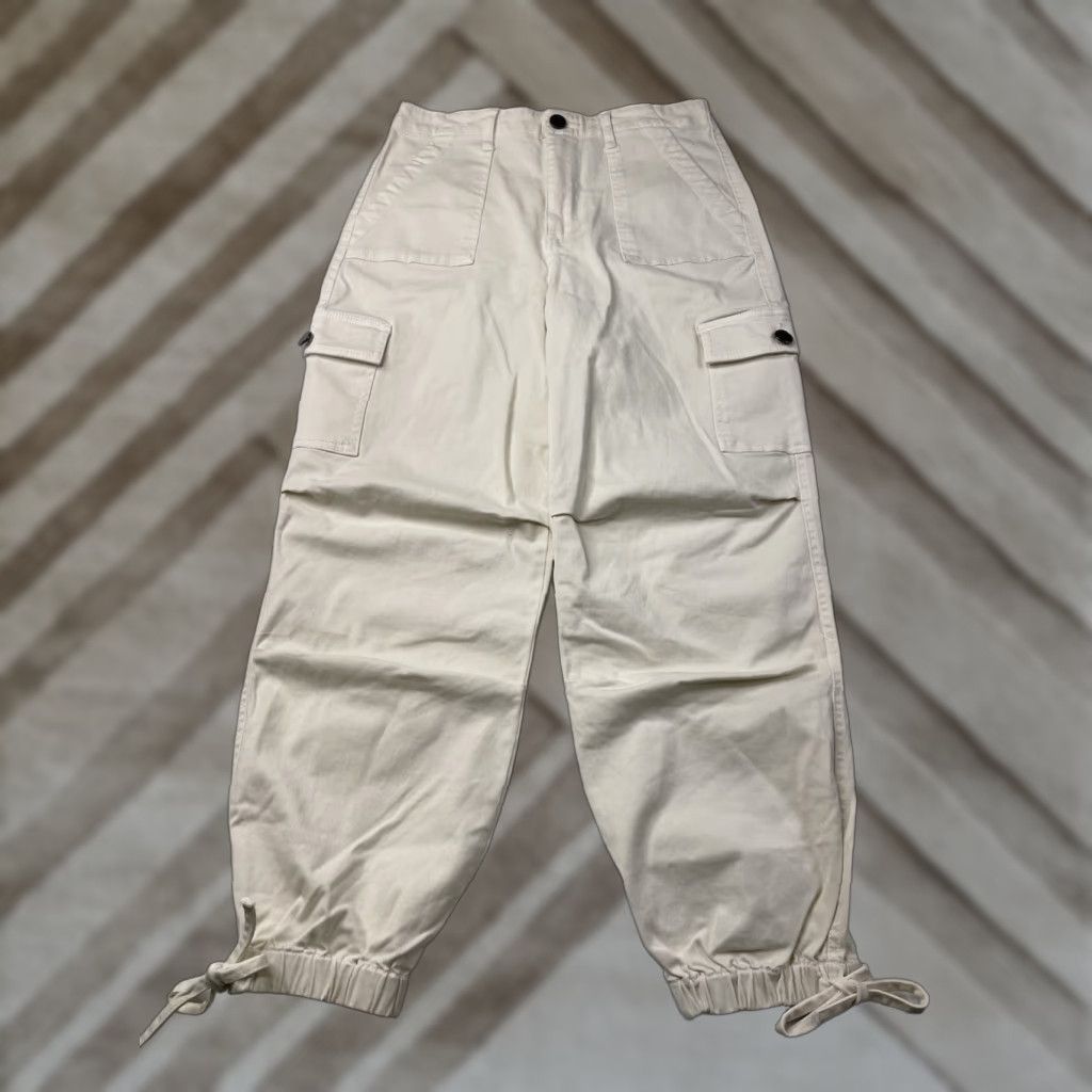 Alice + Olivia Alice + Olivia Shara Parachute Cargo Pant White Size 25 Size 42" / US 20 - 1 Thumbnail
