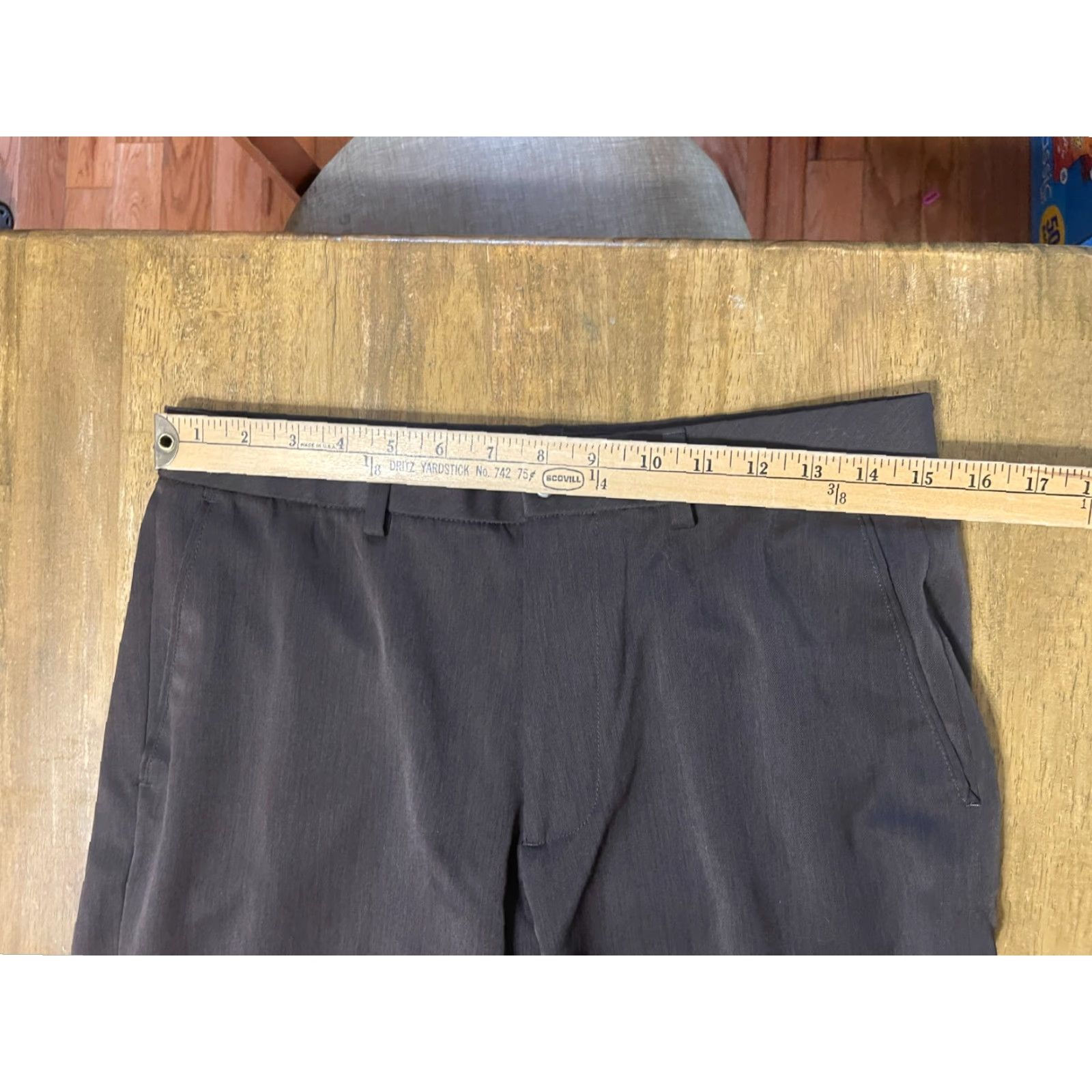 Izod IZOD Pants Men's Brown Dress Pants Straight Fit 32x30 Flat Front Regular Inseam 31 in Ban Brown, IZOD, Pants, Men, Dress, Straight, 32x30 Size US 30 / EU 46 - 2 Thumbnail