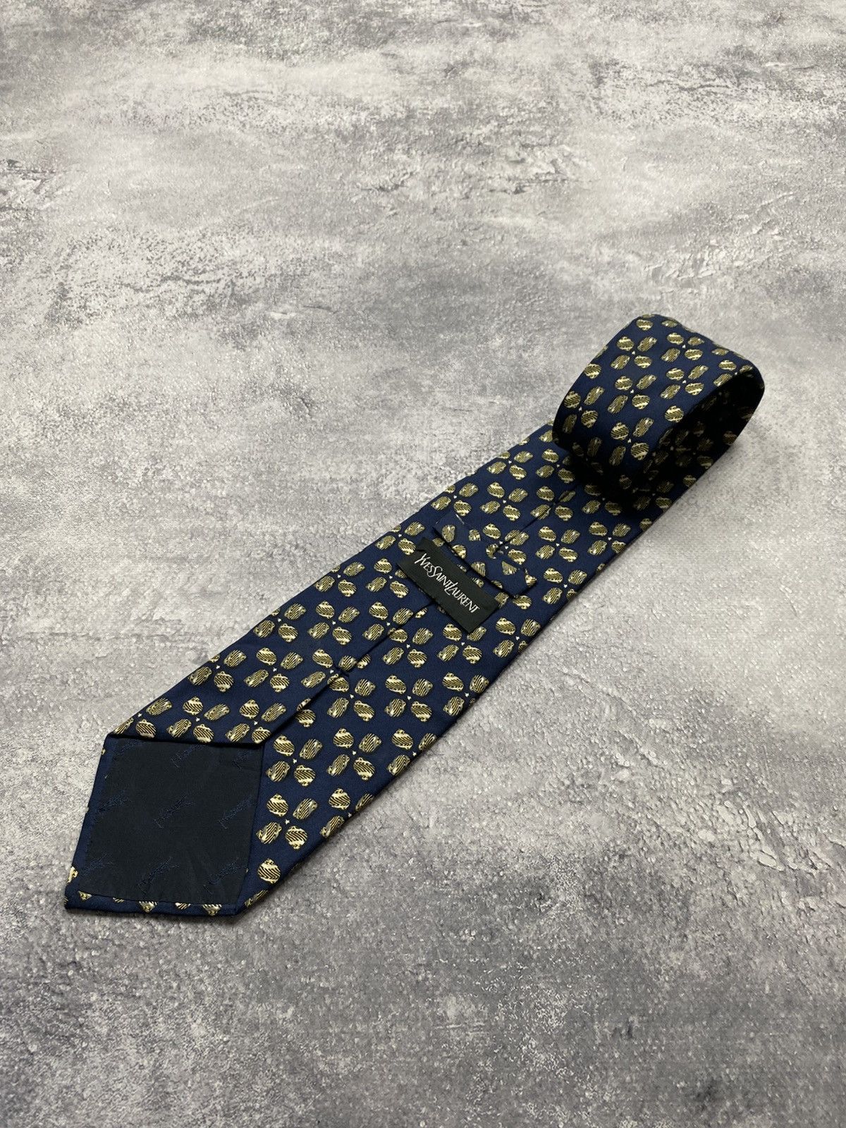 Yves Saint Laurent Yves Saint Laurent YSL Tie Vintage Monogram Old Money 90s Size ONE SIZE - 8 Thumbnail