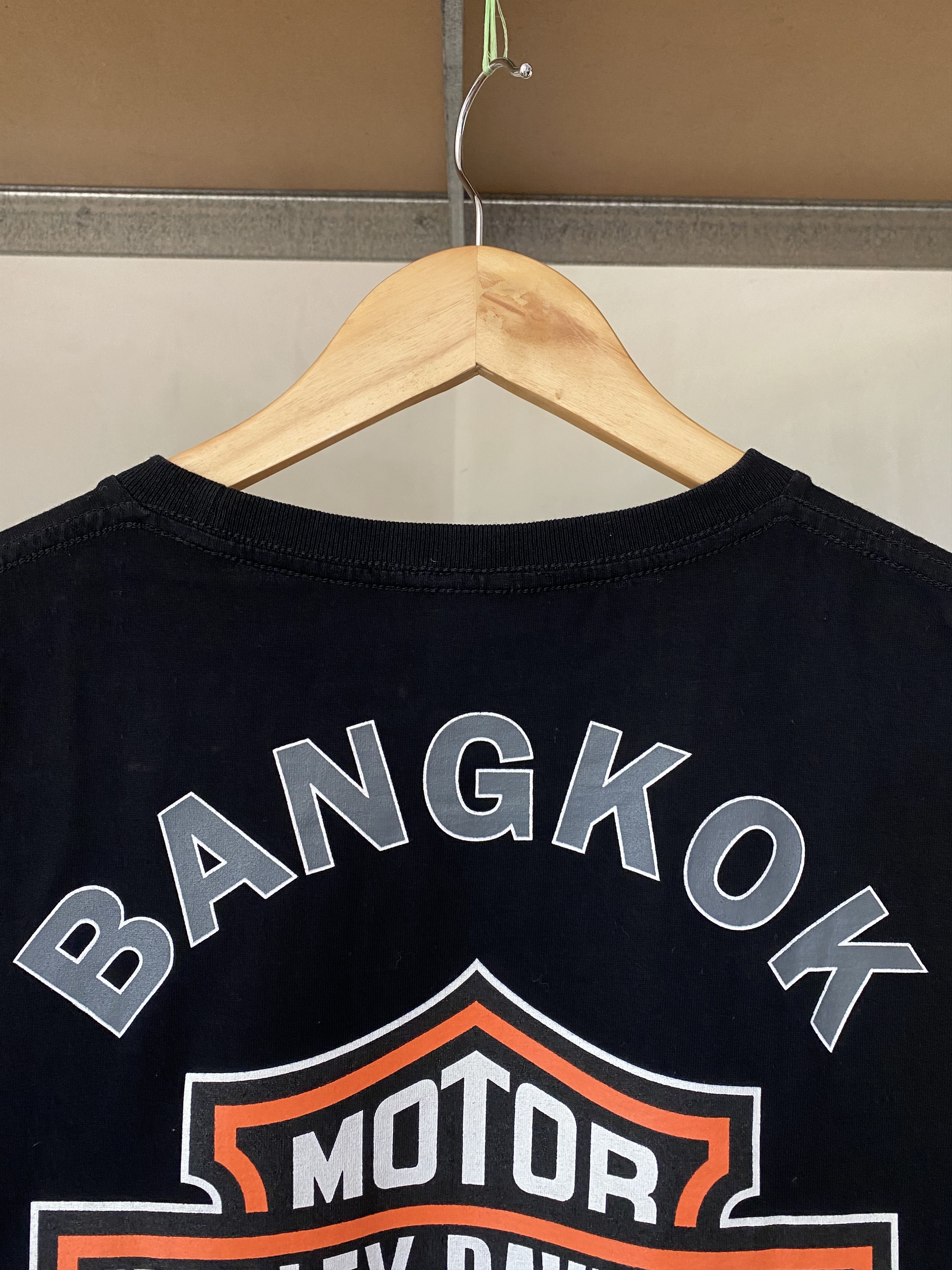 Harley Davidson Harley Davidson Bangkok Thailand Vintage Black Tee Size US L / EU 52-54 / 3 - 3 Thumbnail