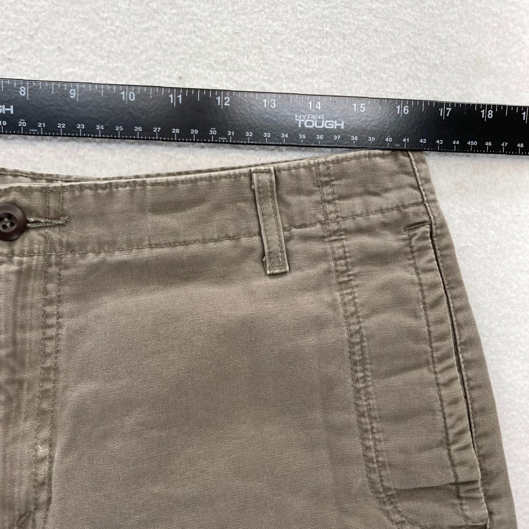 Levi's VINTAGE Levi's Cargo Shorts Men 32 Brown Canvas Relaxed Cargo Pockets 90s Grunge Outdoor Casual Mens Size US 32 / EU 48 - 6 Thumbnail