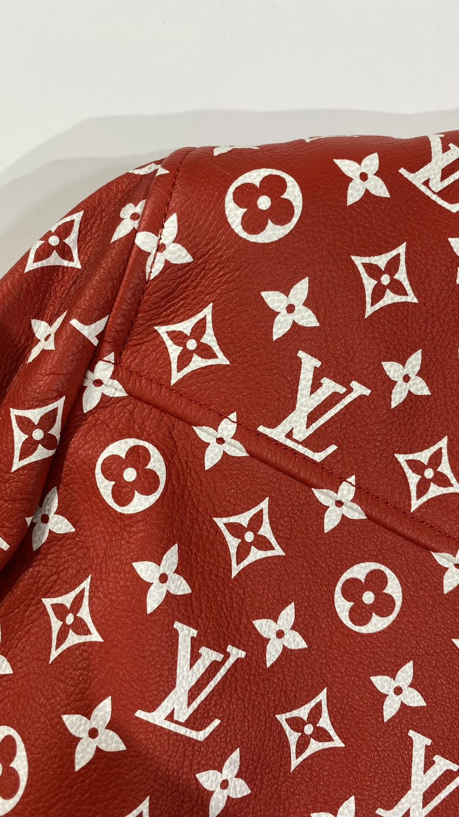 Louis Vuitton × Supreme Louis Vuitton X SUPREME 48 Leather Baseball jacket Size US M / EU 48-50 / 2 - 9 Thumbnail