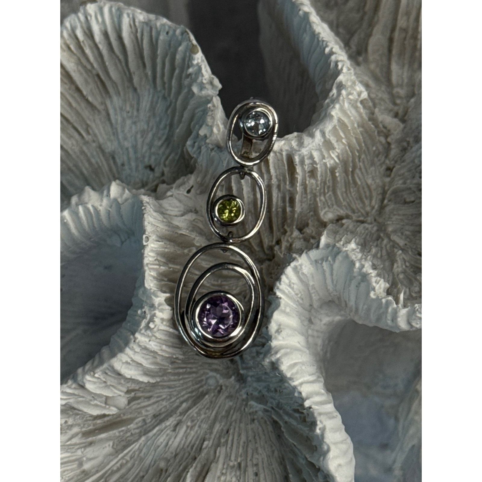 Jewelry 925 STERLING SILVER AMETHYST & PERIDOT & TOPAZ PENDANT Size ONE SIZE - 3 Thumbnail