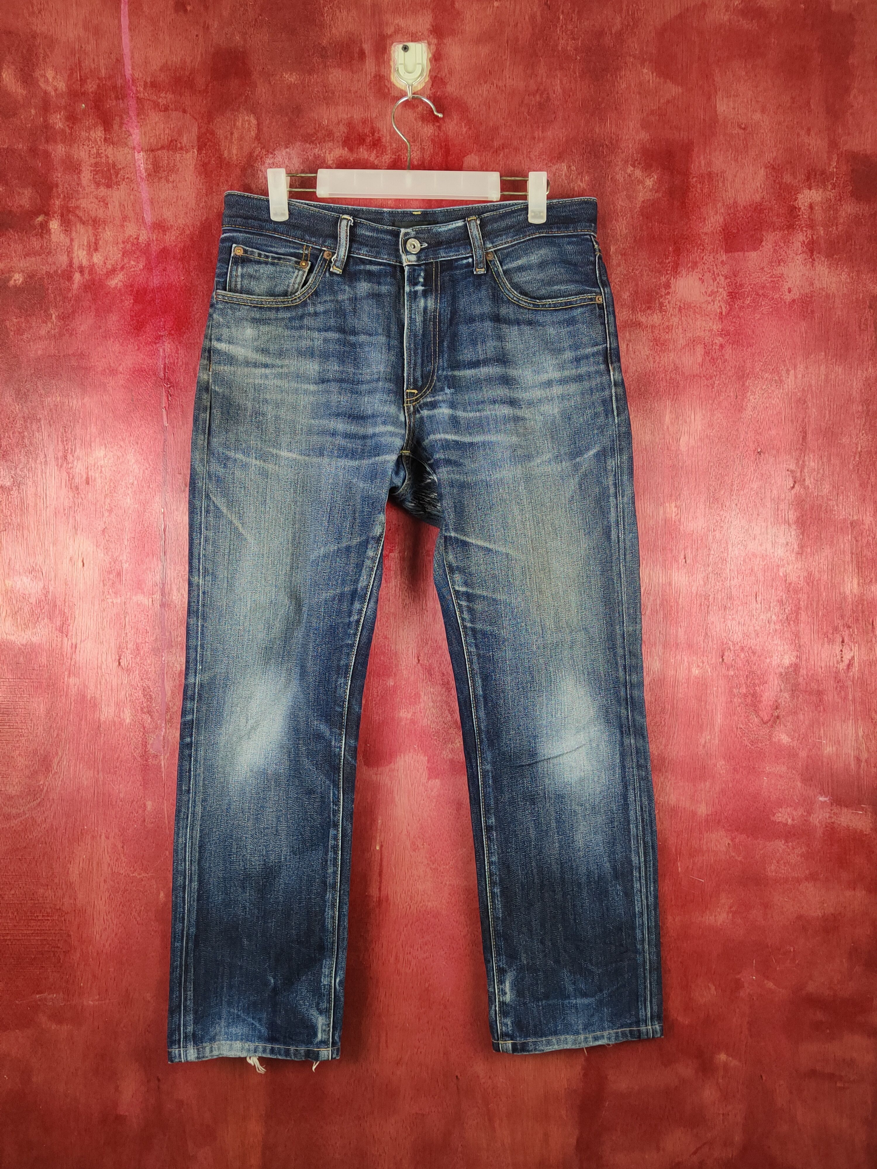 Japanese Brand Uniqlo Dark Blue Faded distressed ripped Denim #S1620 Size US 31 - 1 Thumbnail