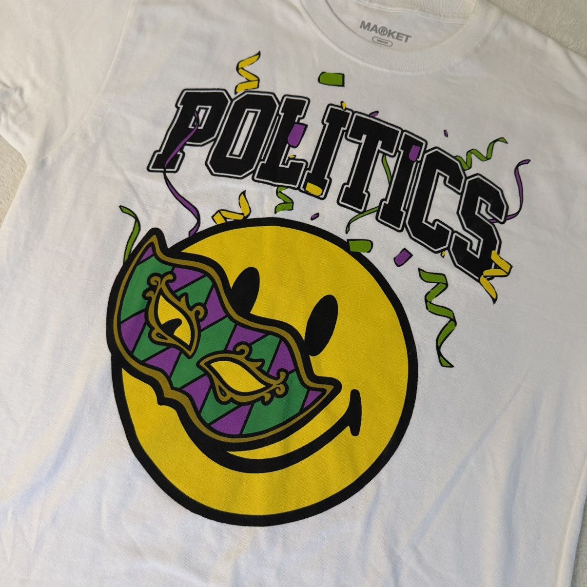 Market MARKET x POLITICS MARDI GRAS '25 graphic t-shirt Size US M / EU 48-50 / 2 - 2 Thumbnail
