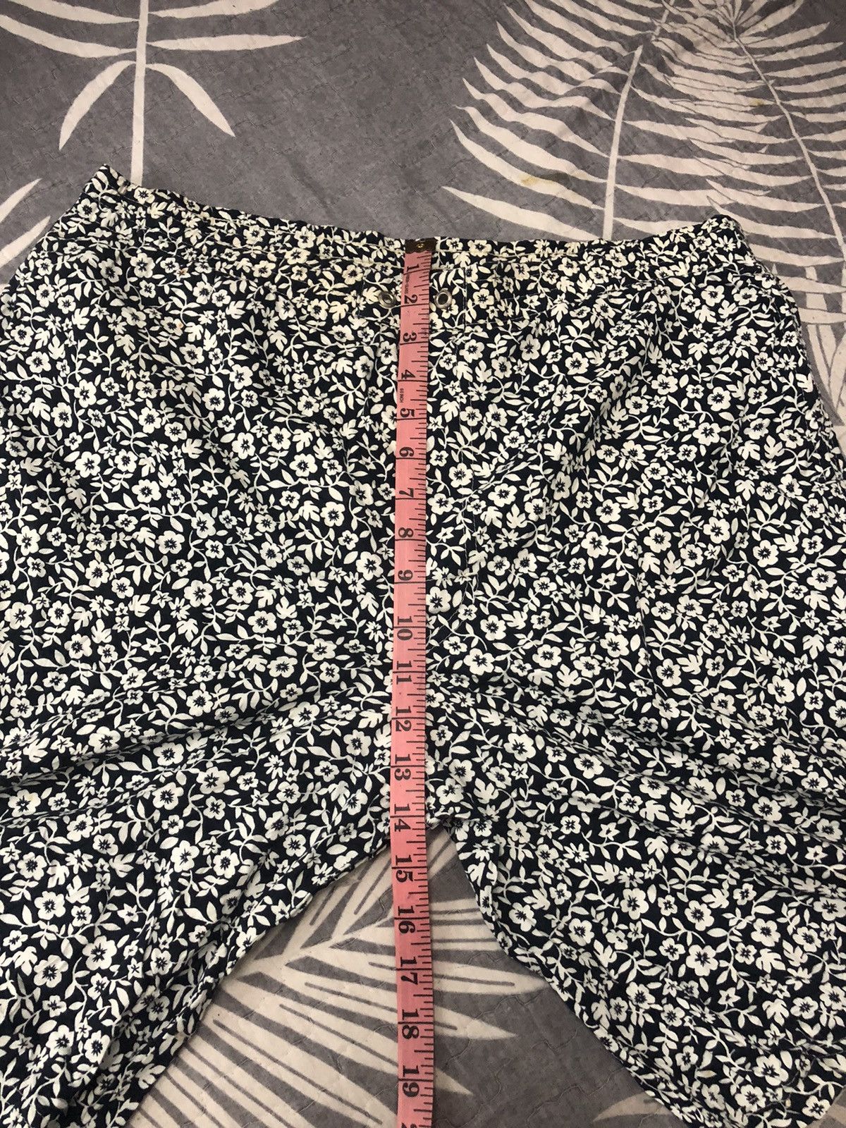 Ocean Pacific Ocean pacific beach floral short pant Size US 34 / EU 50 - 5 Thumbnail