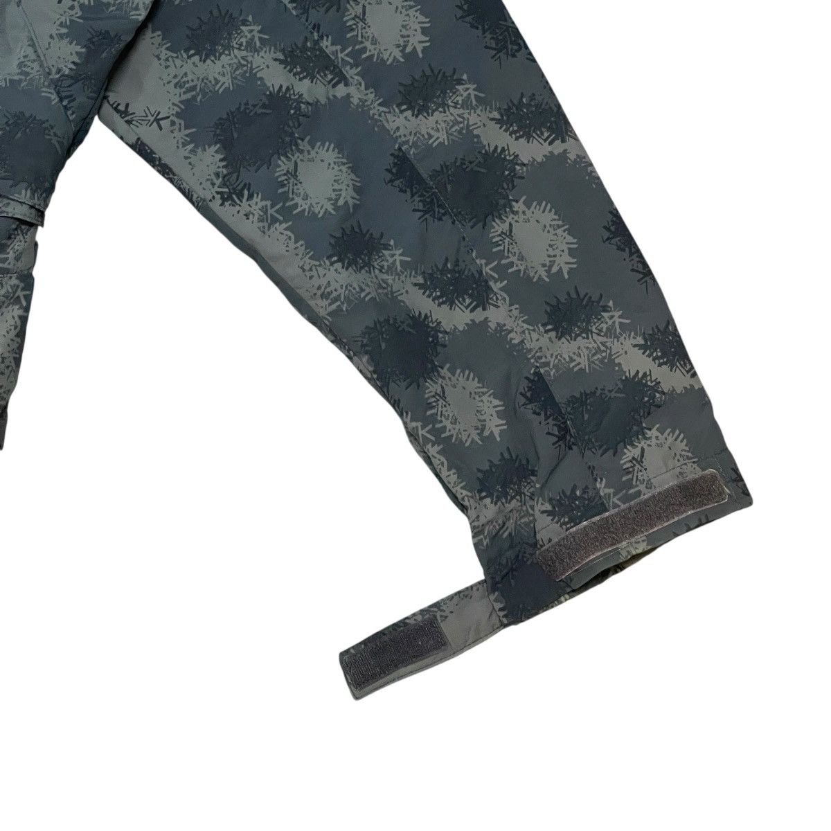 Karrimor Vtg Karrimor Camouflage Hooded Gorpcore WindbreakerJacket Size US XL / EU 56 / 4 - 10 Thumbnail