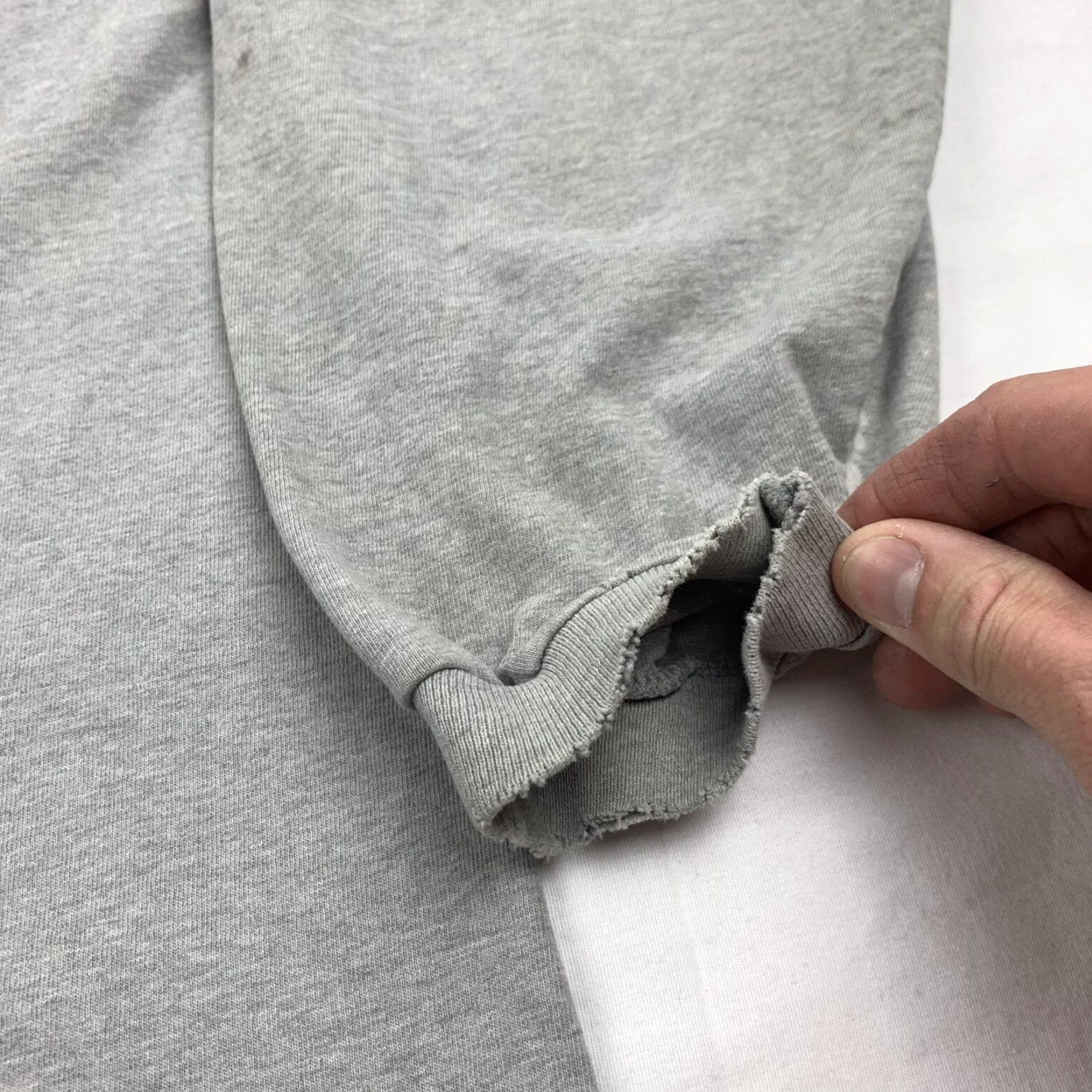 Levi's VINTAGE Levi's Jeans Long Sleeve Shirt Adult XL Gray Thrashed Worn Faded 90s USA Mens Shirt XL Gray 90s Levi's Size US XL / EU 56 / 4 - 4 Thumbnail