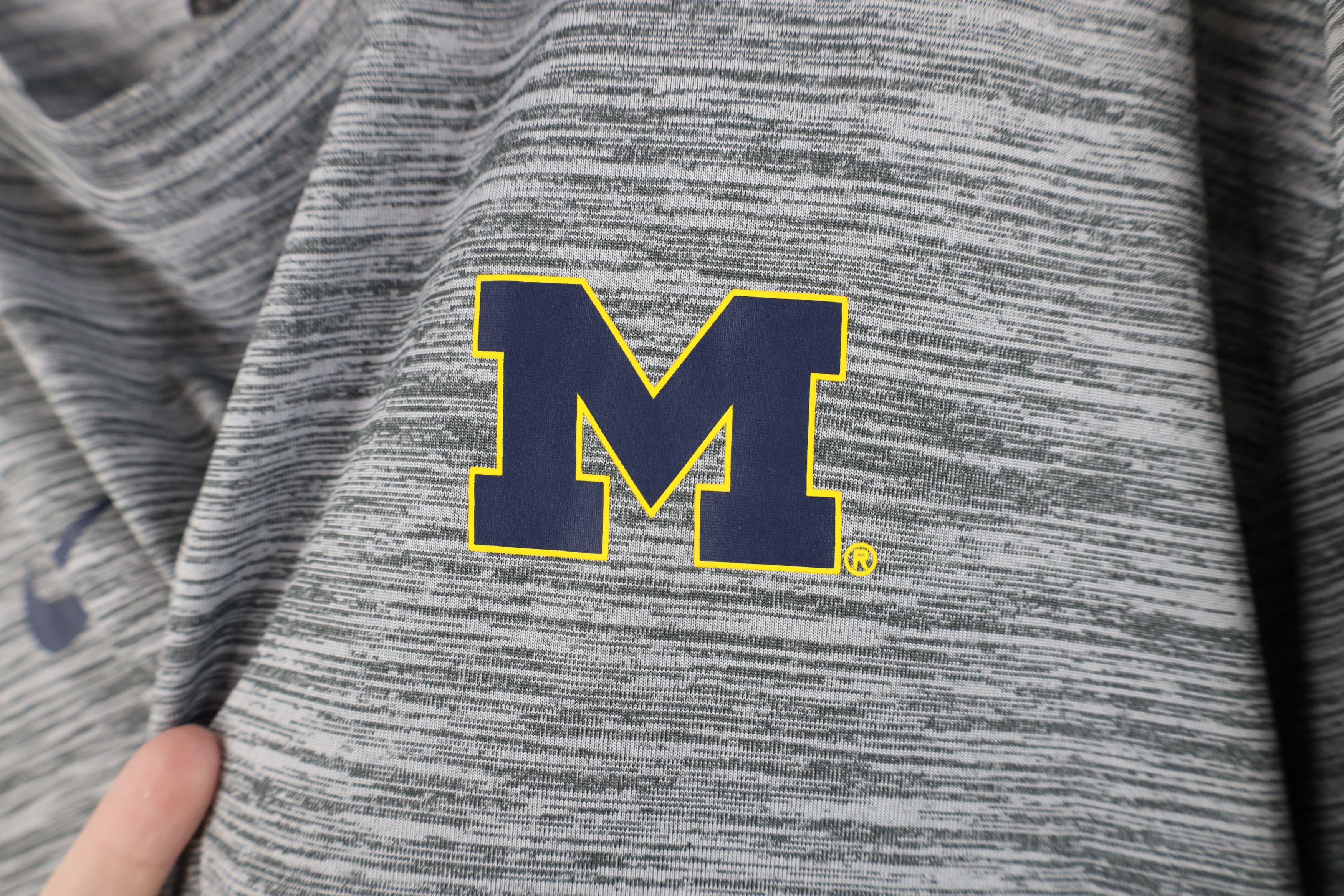 Nike Nike University of Michigan Block M Long Sleeve T-Shirt Gray Size US XXL / EU 58 / 5 - 4 Thumbnail
