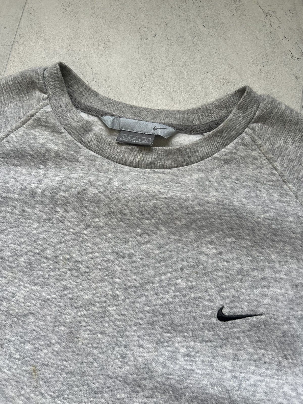 Nike Vintage Nike Silver Bar Grey Essential Sweatshirt Crewneck Size US XL / EU 56 / 4 - 3 Thumbnail