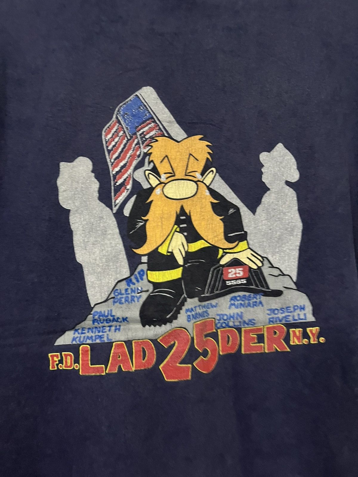 Vintage VINTAGE FIRE FIGHTER LOONEY TONES Size US L / EU 52-54 / 3 - 1 Thumbnail