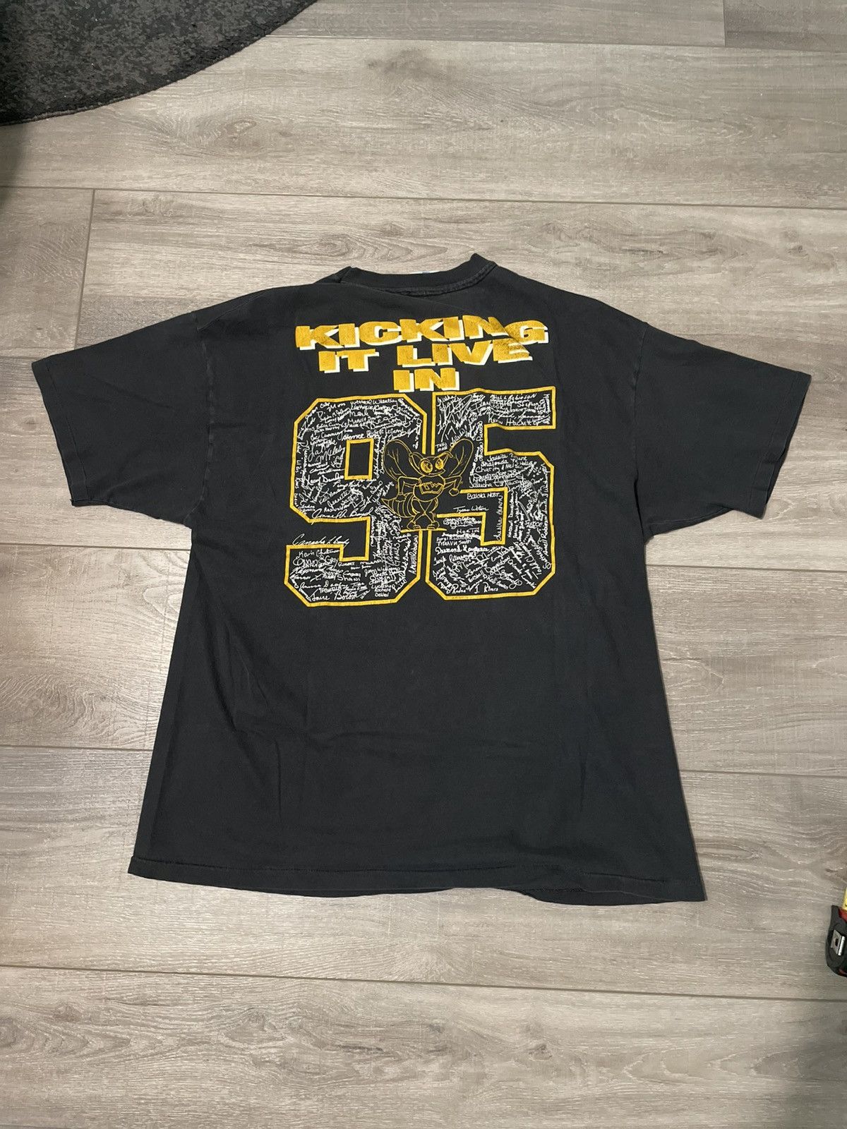 Vintage Vintage 90s Tee Size US L / EU 52-54 / 3 - 6 Thumbnail