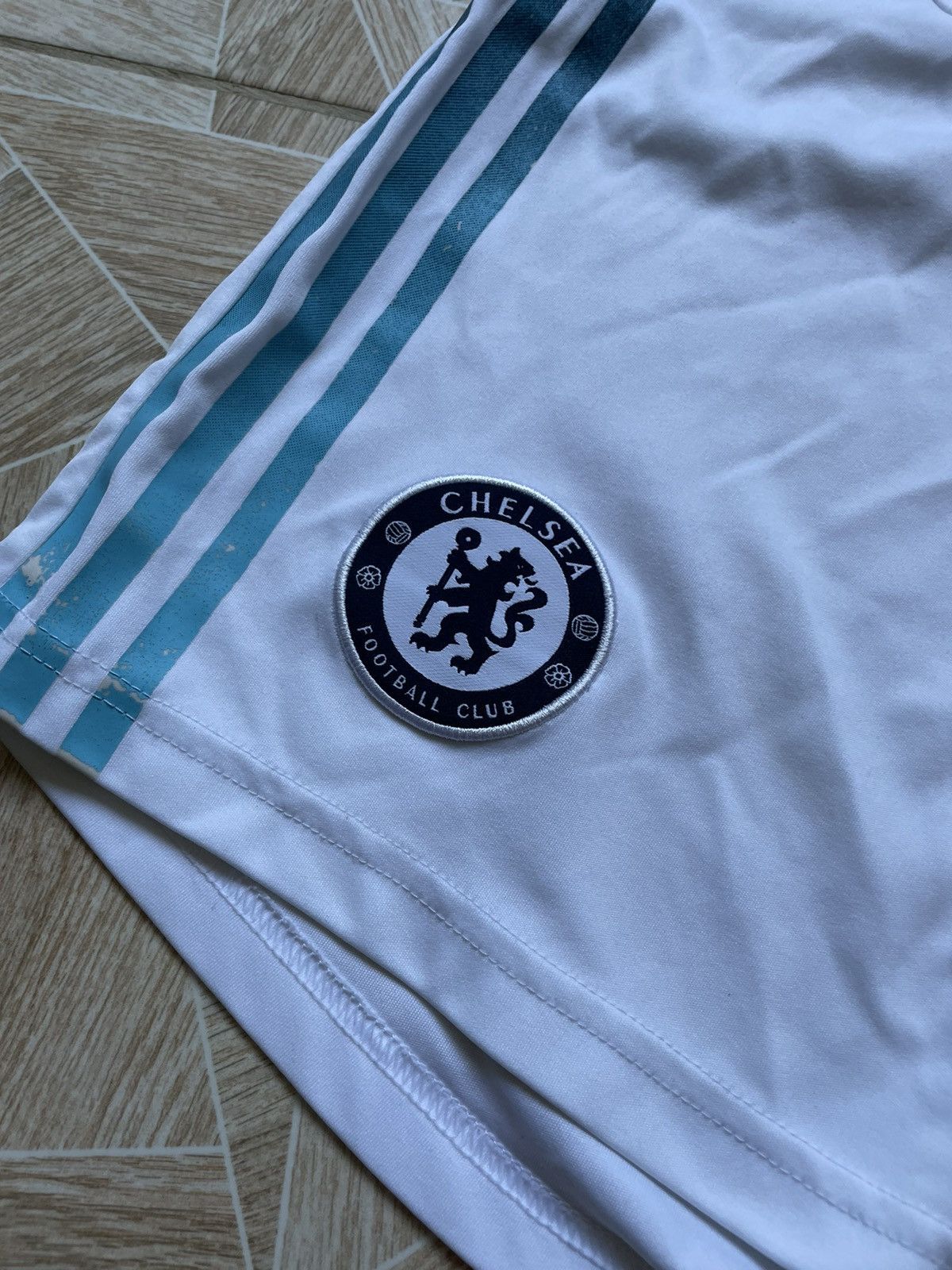 Adidas × Vintage Vintage Adidas Chelsea 2012 Football Soccer Jersey Shorts Size US 36 / EU 52 - 3 Thumbnail
