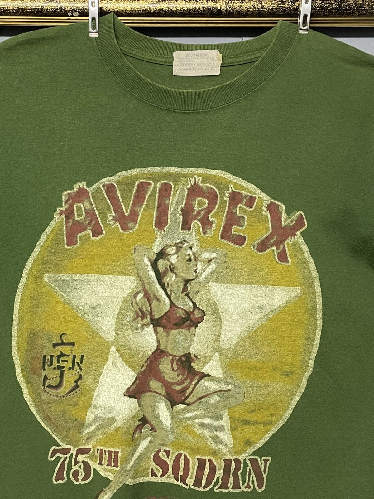 Avirex Vintage 1990s Designer Avirex Sexy Girl Anniversary Tshirt Size US M / EU 48-50 / 2 - 3 Thumbnail