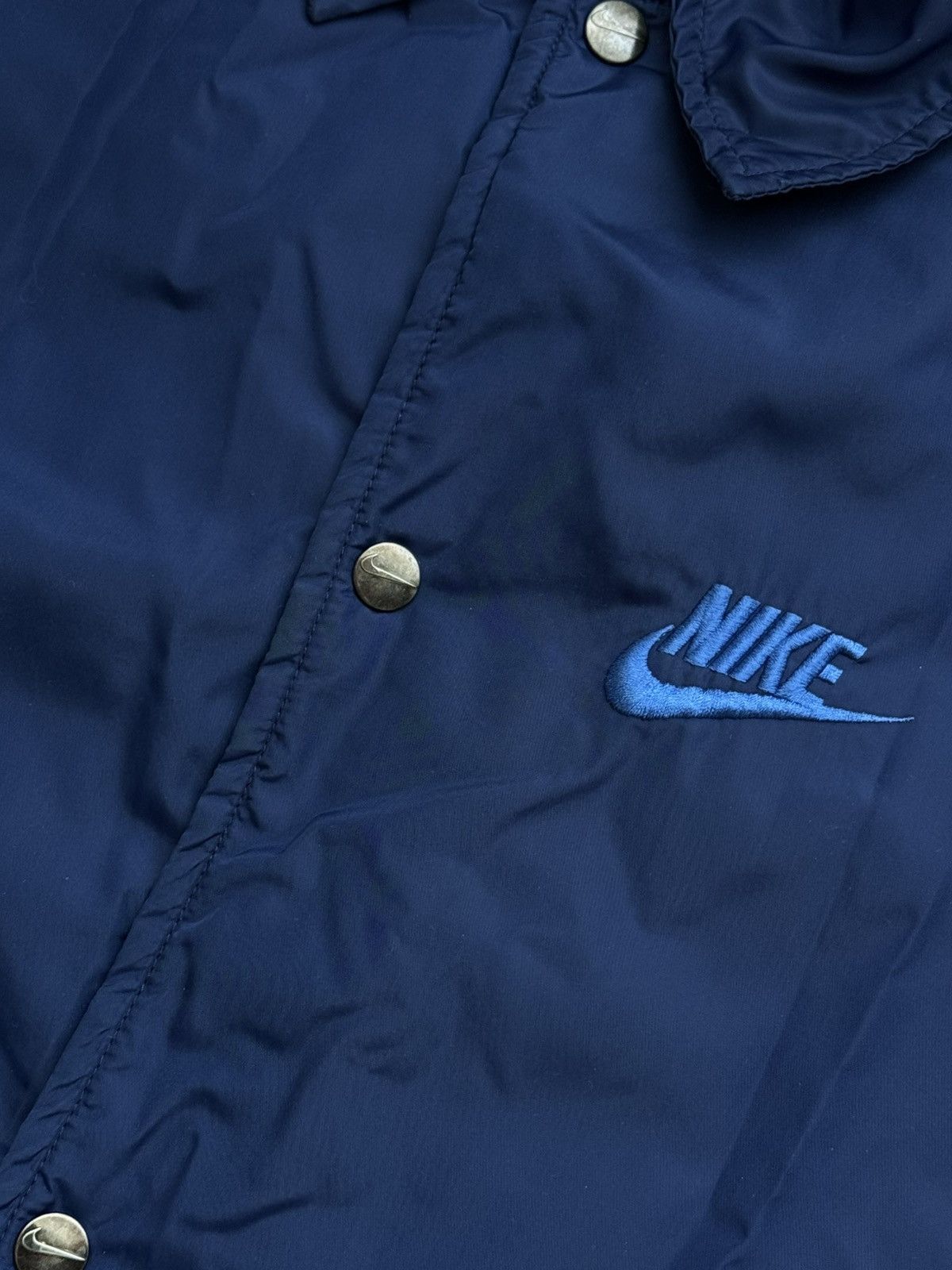 Nike Vintage Nike jacket coach big logo size L Size US L / EU 52-54 / 3 - 7 Thumbnail