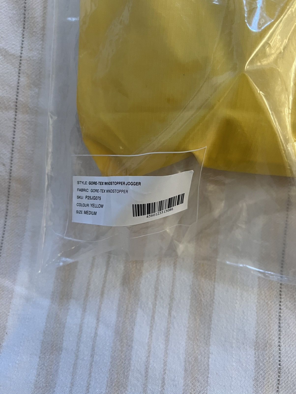 Palace Palace Gore-Tex Windstopper Jogger Yellow Men’s Size Medium Size US 32 / EU 48 - 5 Thumbnail